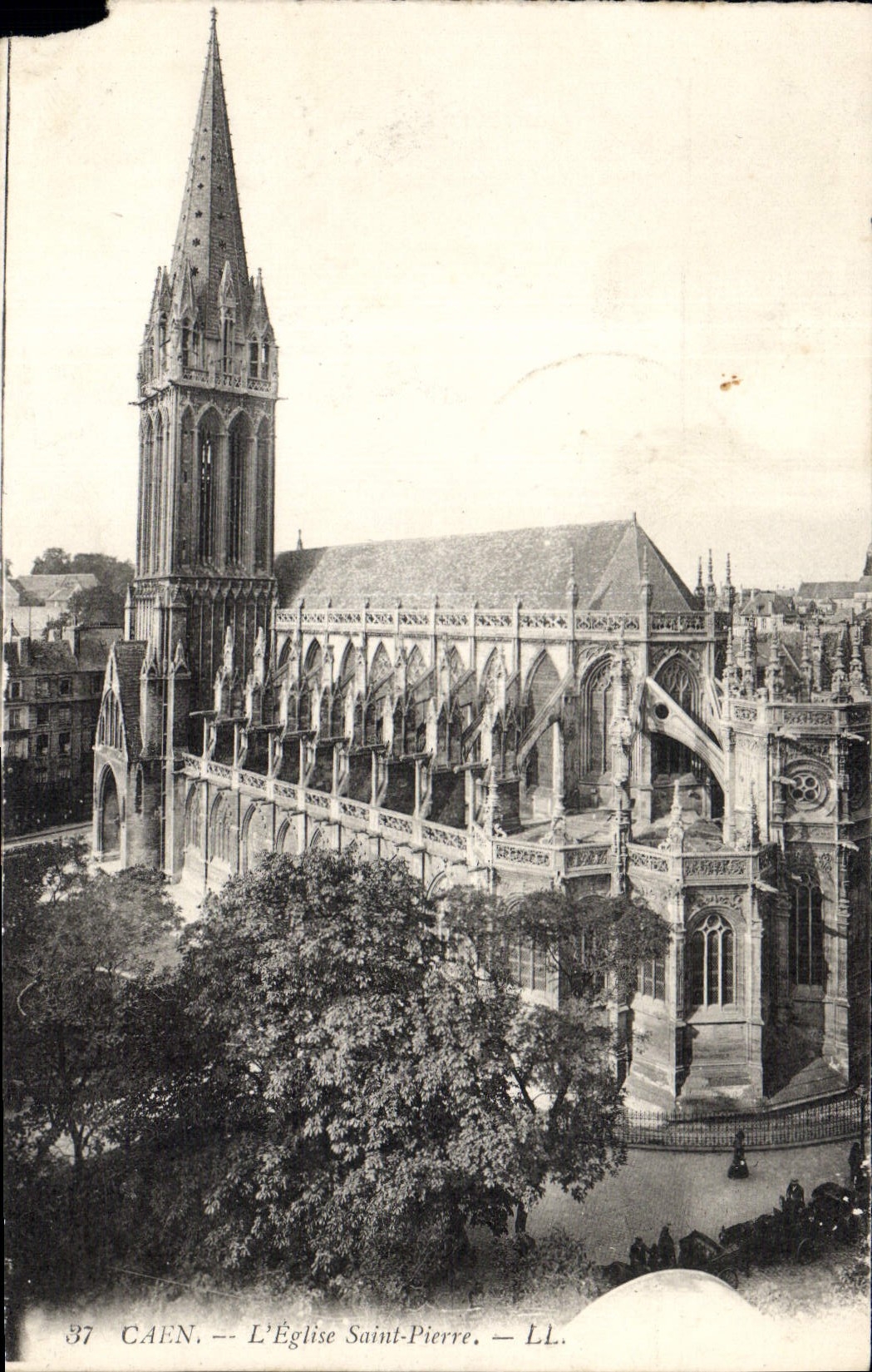 CPA Caen L'Eglise Saint Pierre 
