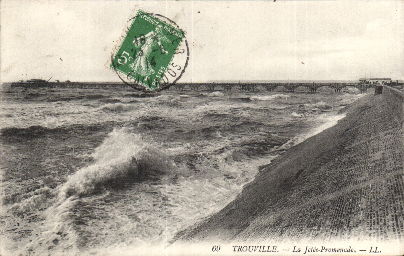 CPA Trouville La Jette Promenade 