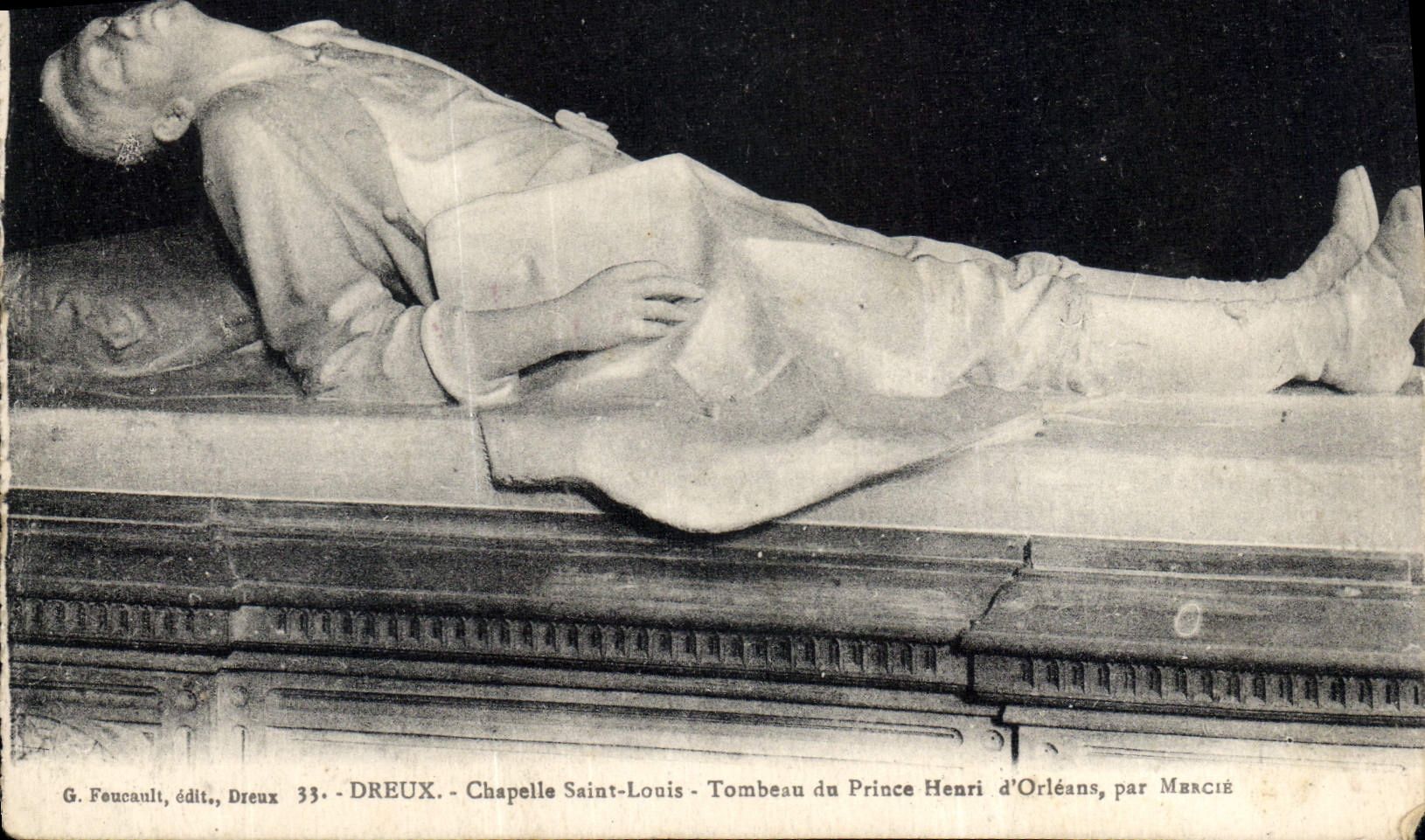 CPA Dreux Chapelle Saint du Prince Henri d'Orleans 