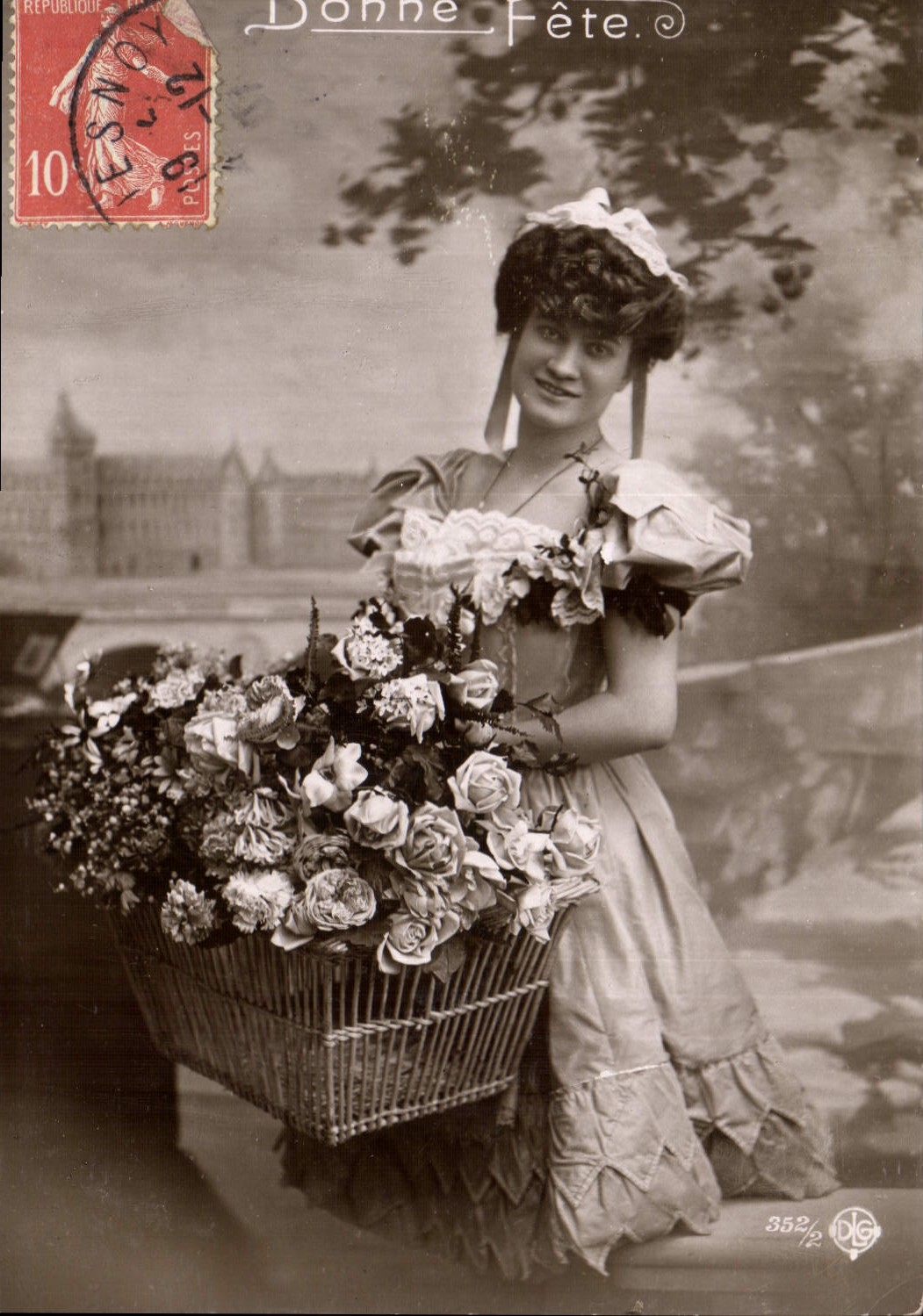 CPA Bonne Fete Femme