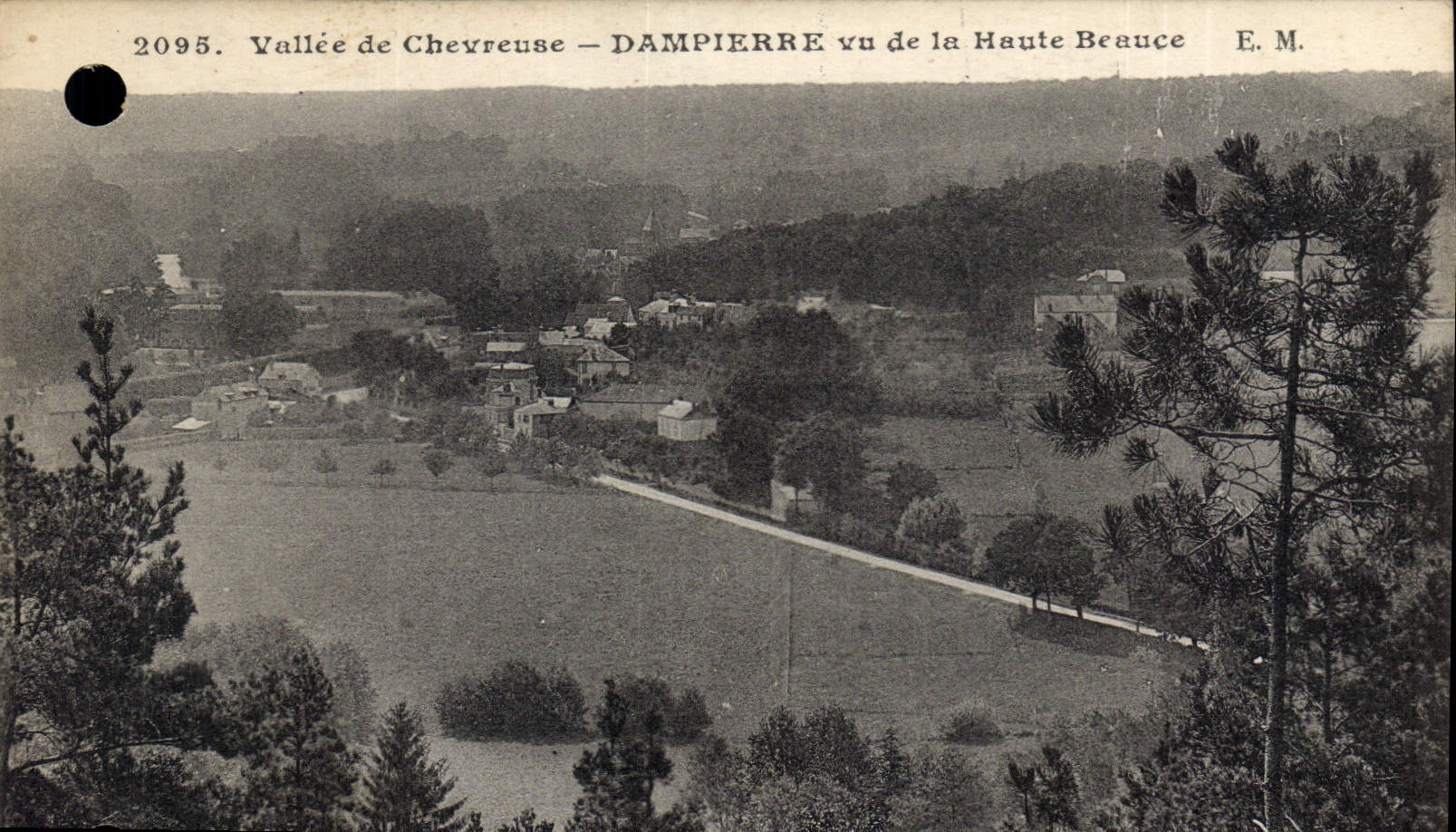 CPA Valle de Chevreuse Dampierre vu de la Haute Beauce