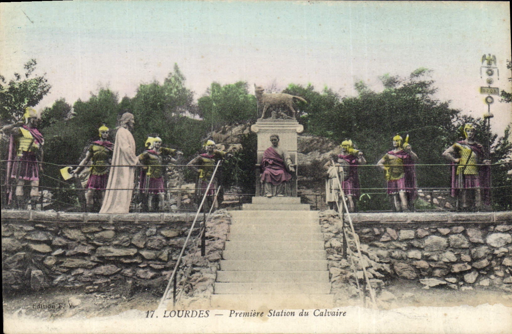 CPA Lourdes Premiere Station du Calvaire 