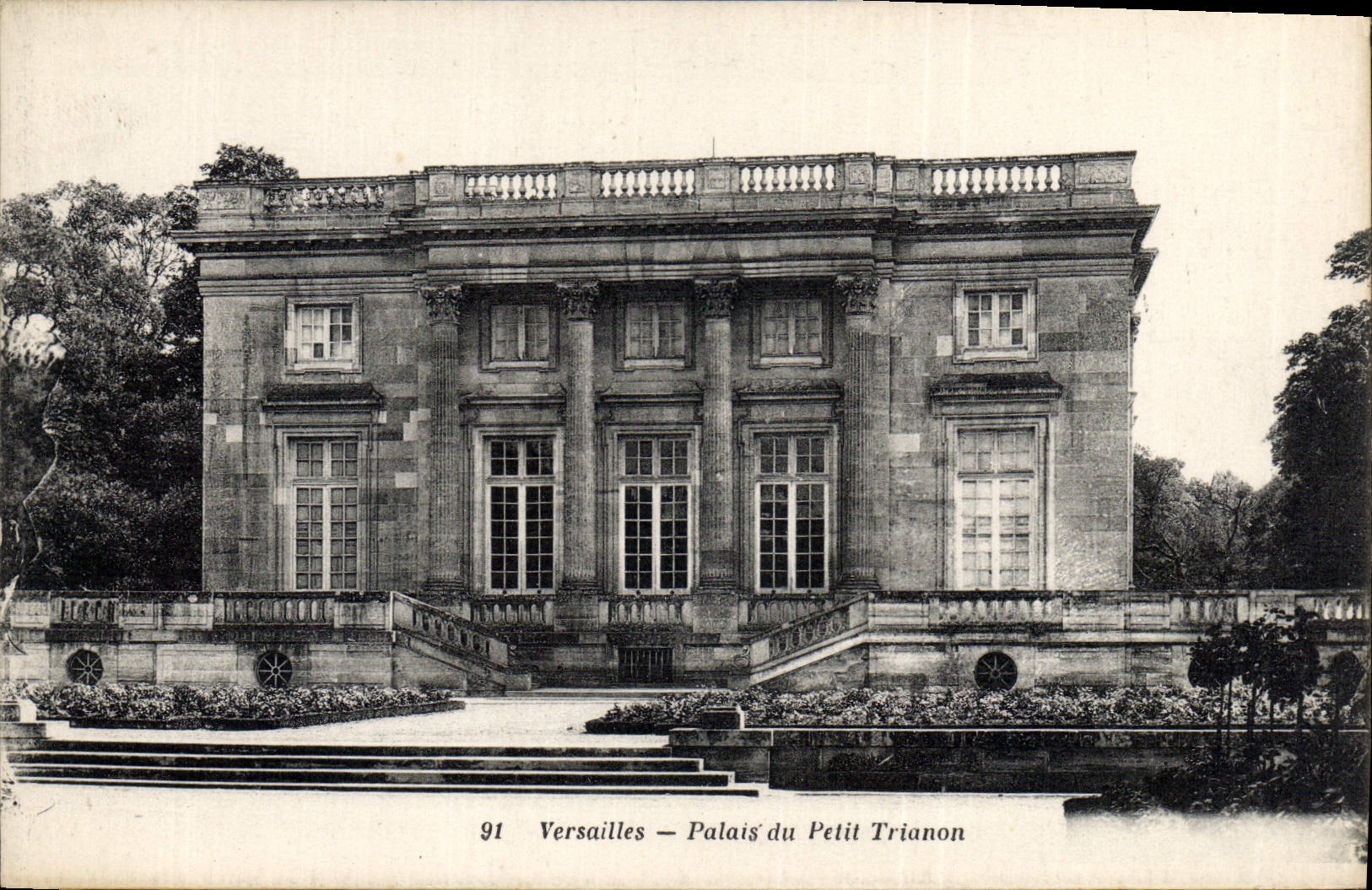 CPA Versailles Palais de Petit Trianon 
