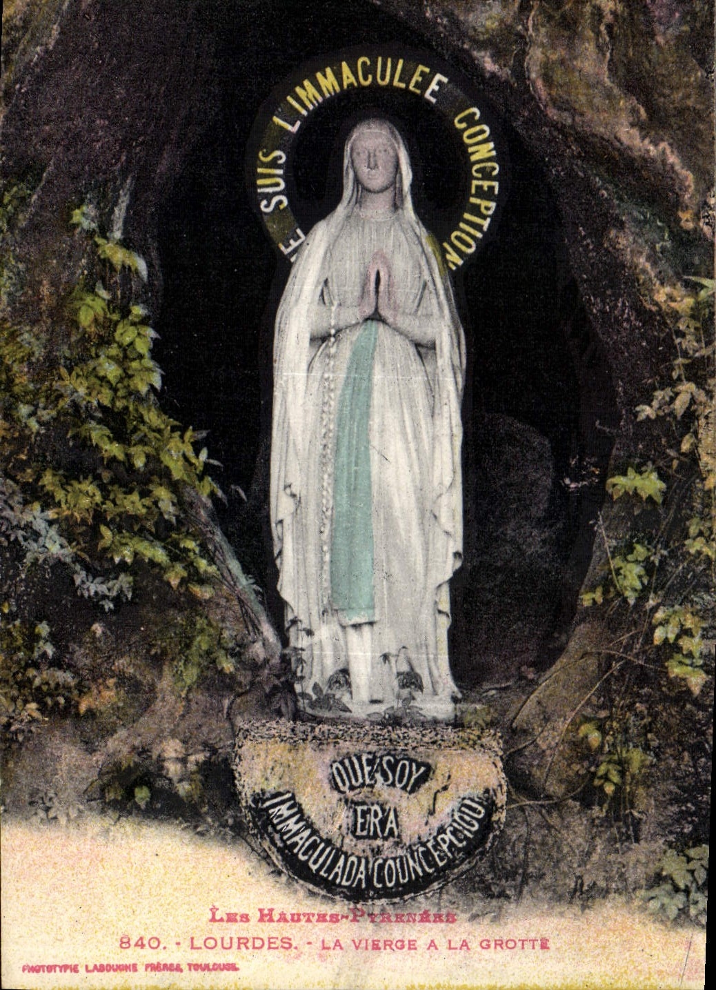 CPA Lourdes La Vierge a la Grotte 