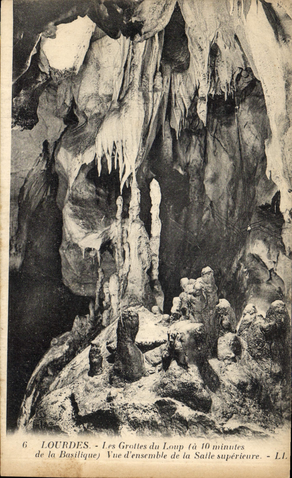 CPA Lourdes Les Grottes du Loup 