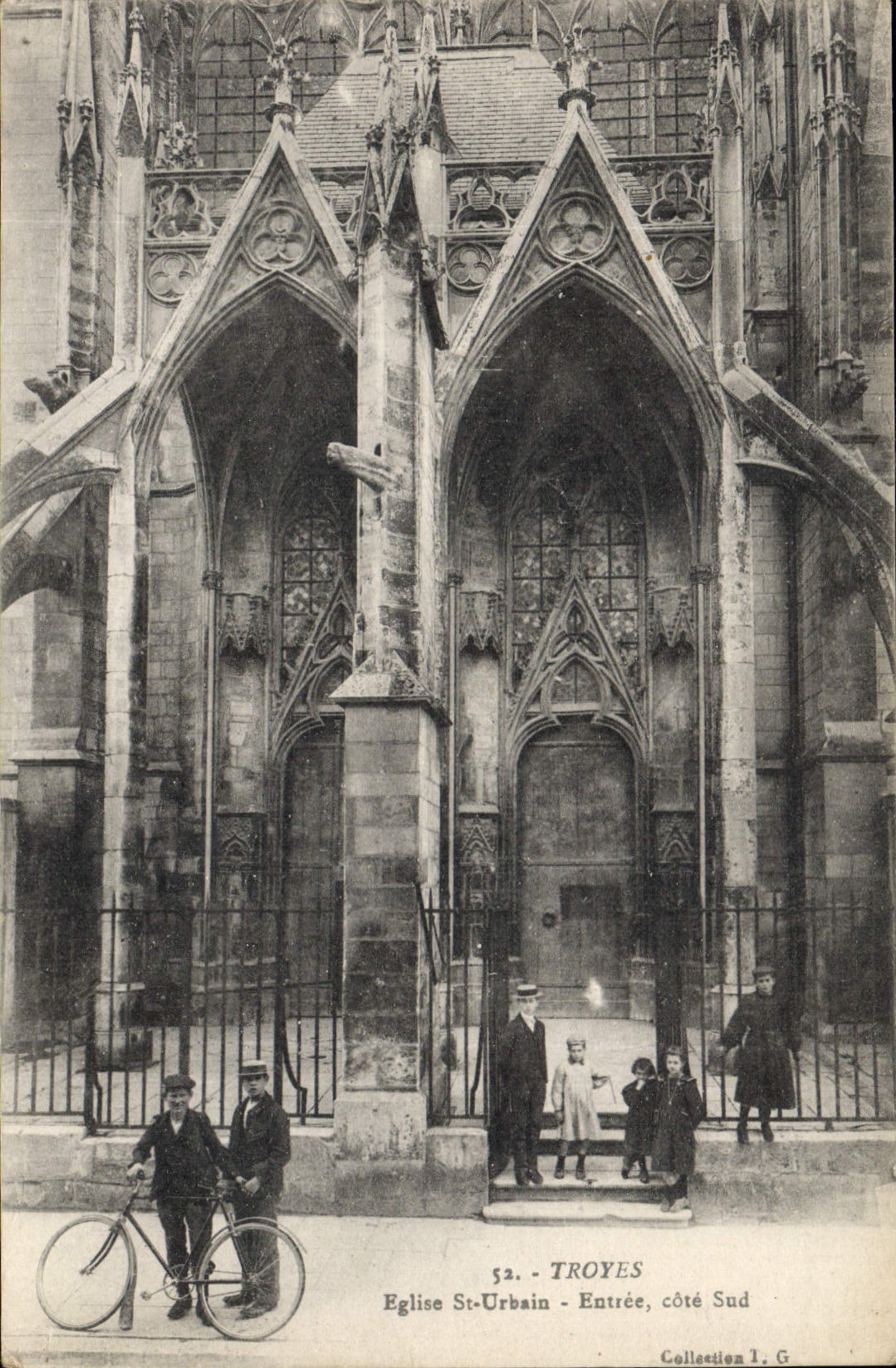 CPA Troyes Eglise St Urbain Entree cote Sud 