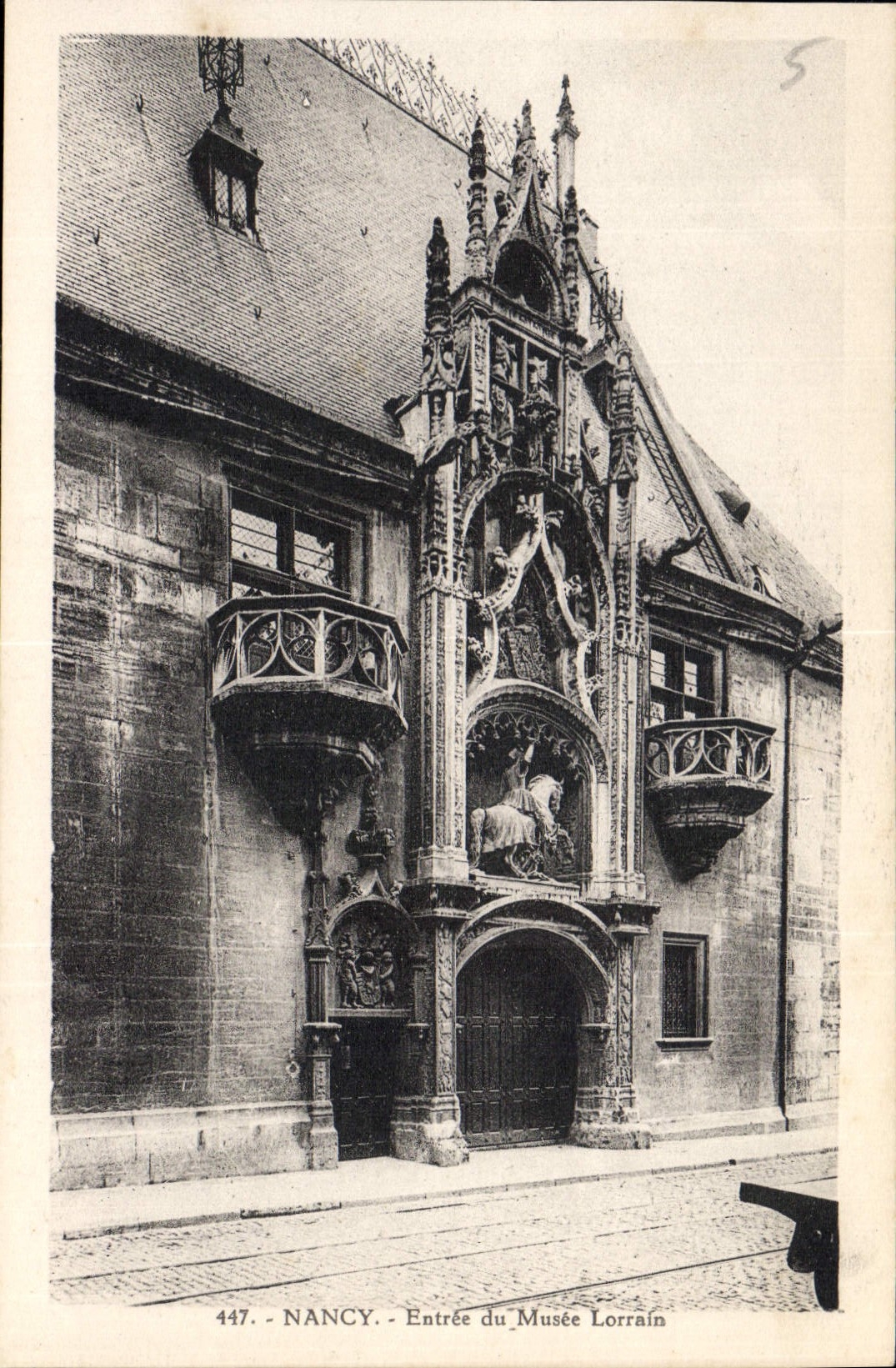 CPA Nancy Entree du Musee Lorrain 