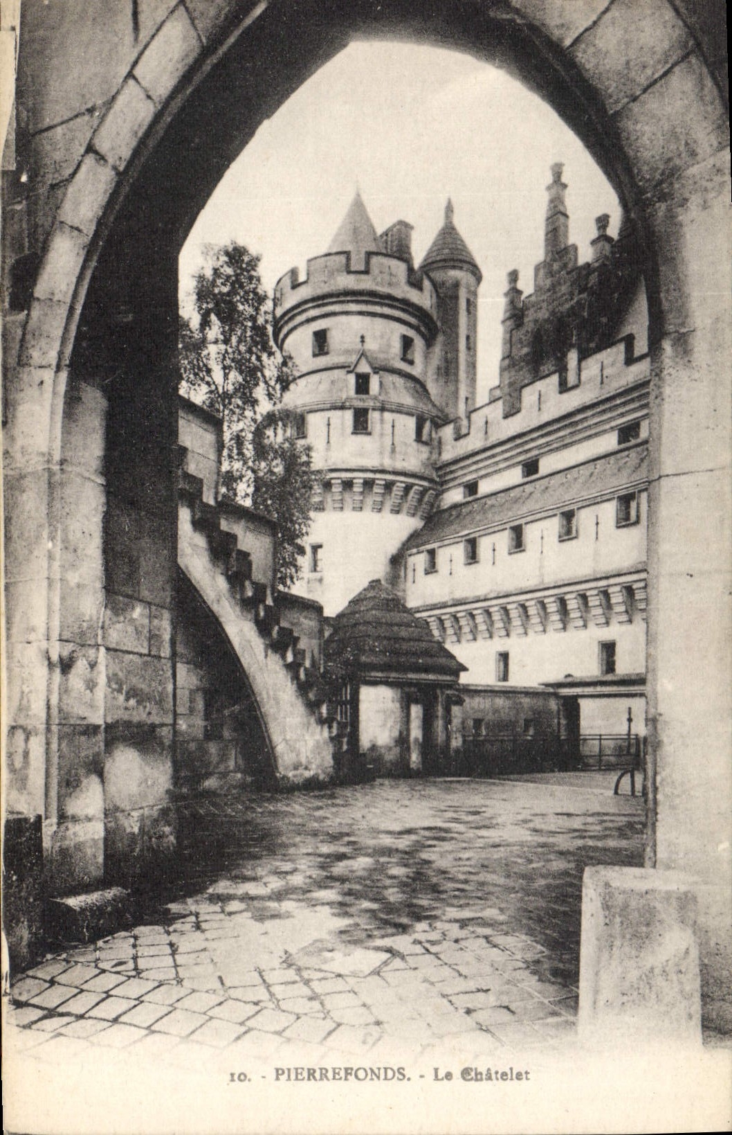 CPA Pierrefonds 