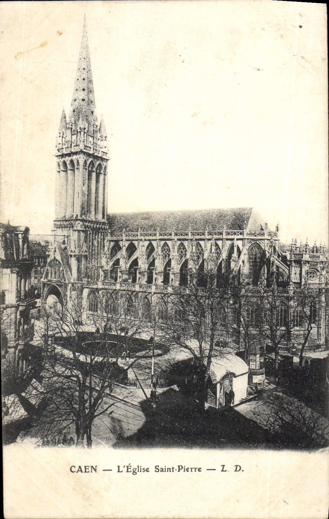 CPA Caen L'Eglise Saint Pierre 