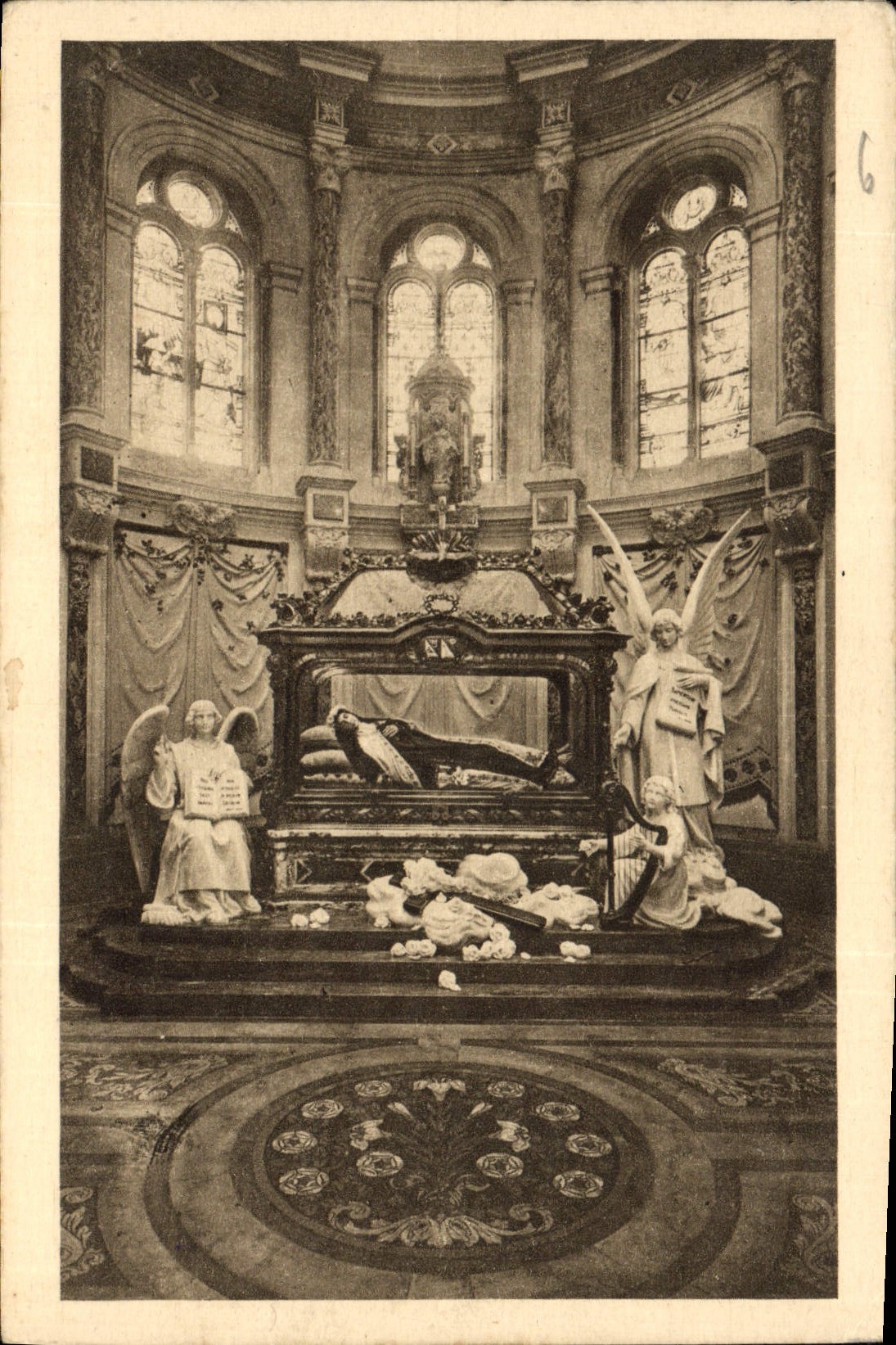CPA Chapelle et Chasse de Sainte Therese de l'Enfant Jesus 