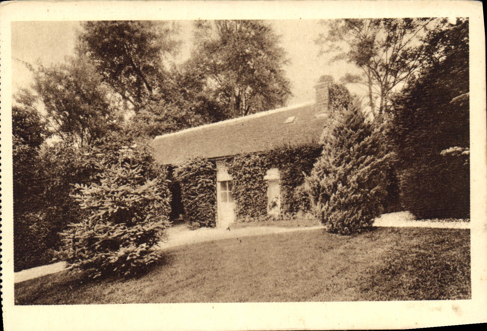 CPA Les Buissonnets Le Jardinet de Therese devant le buanderie 
