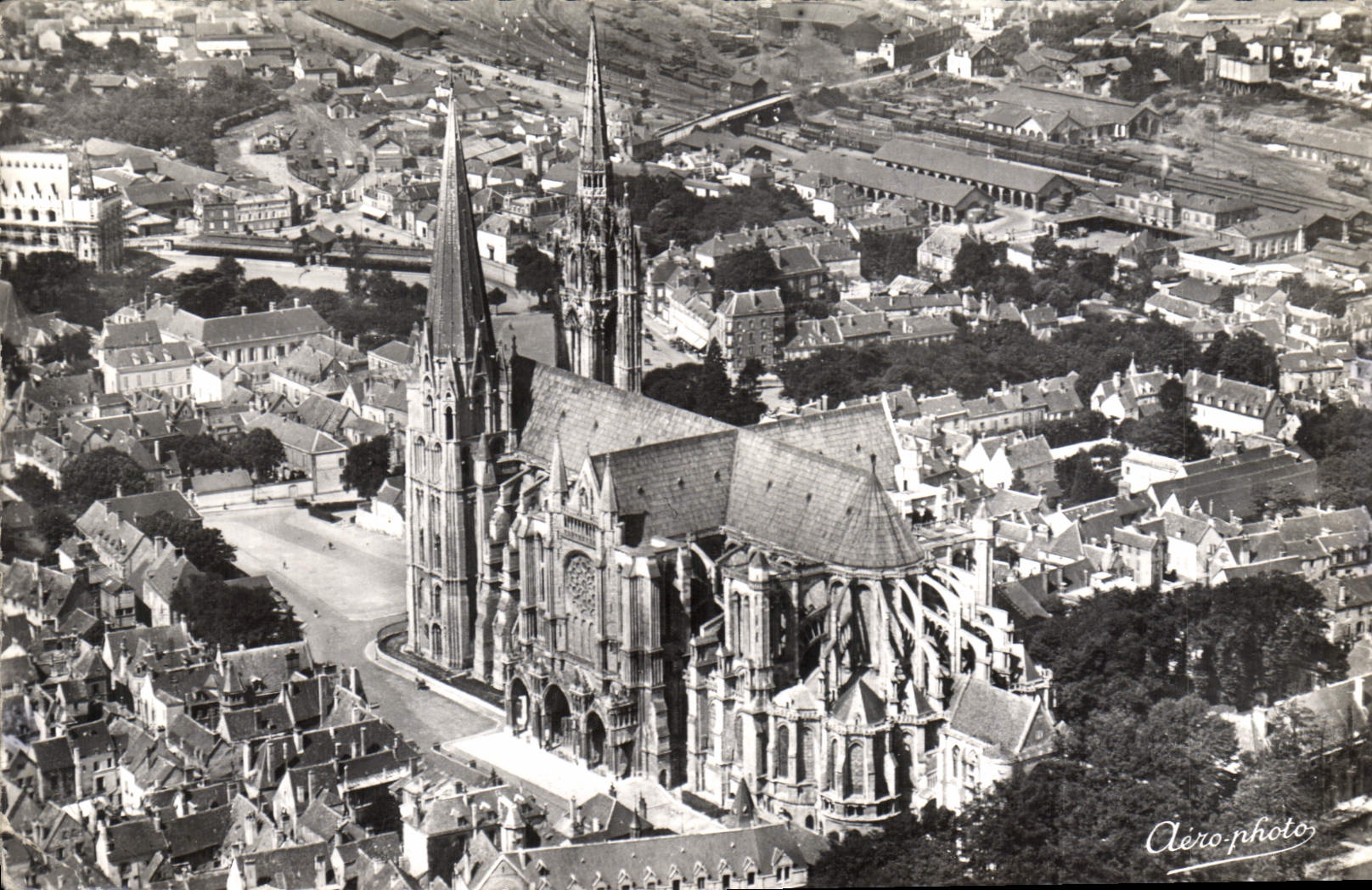 CPM Chartres E T L la Cathedrale 