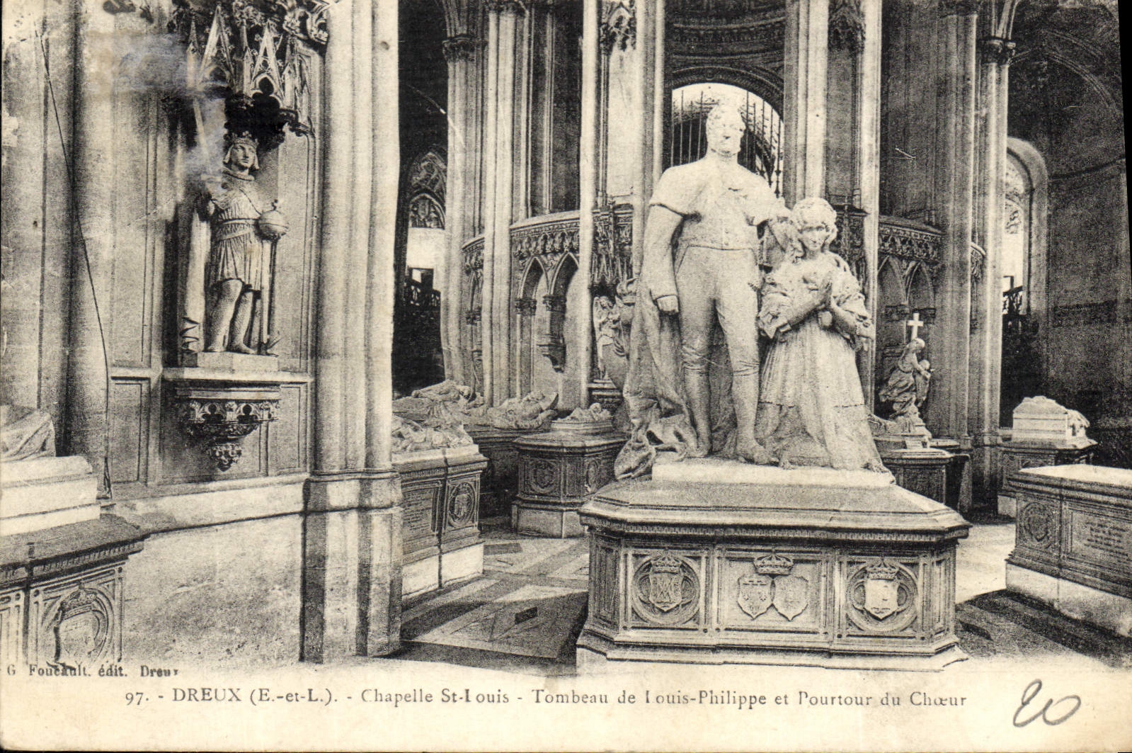 CPA Dreux E et L Chjapelle St Louis Tombeau de Louis Philippe et Pourtour du Choeur 