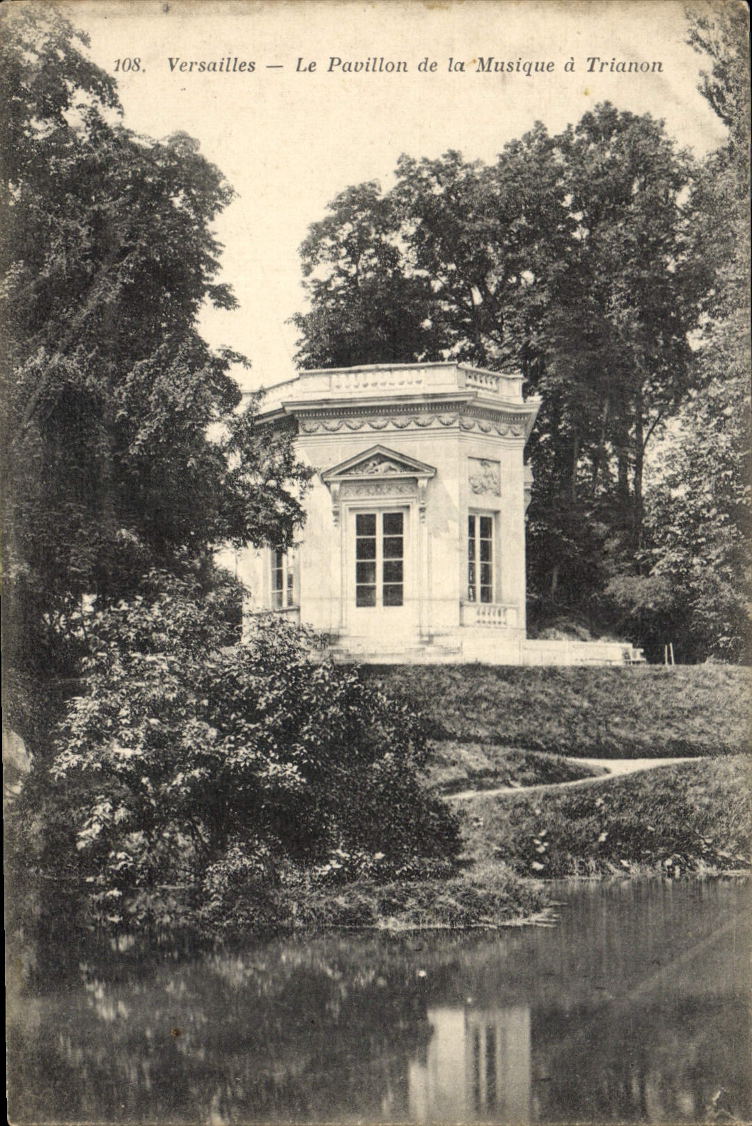 CPA Versailles le Pavillon de la Musique a Trianon 