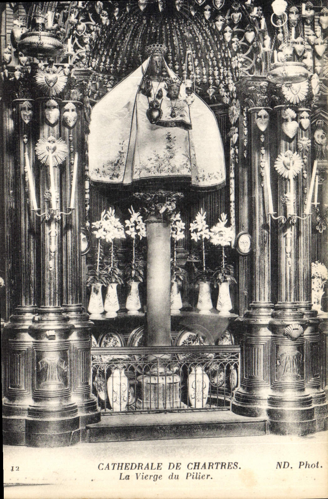 CPA Cathedrale de Chartres la Vierge du Pilier 
