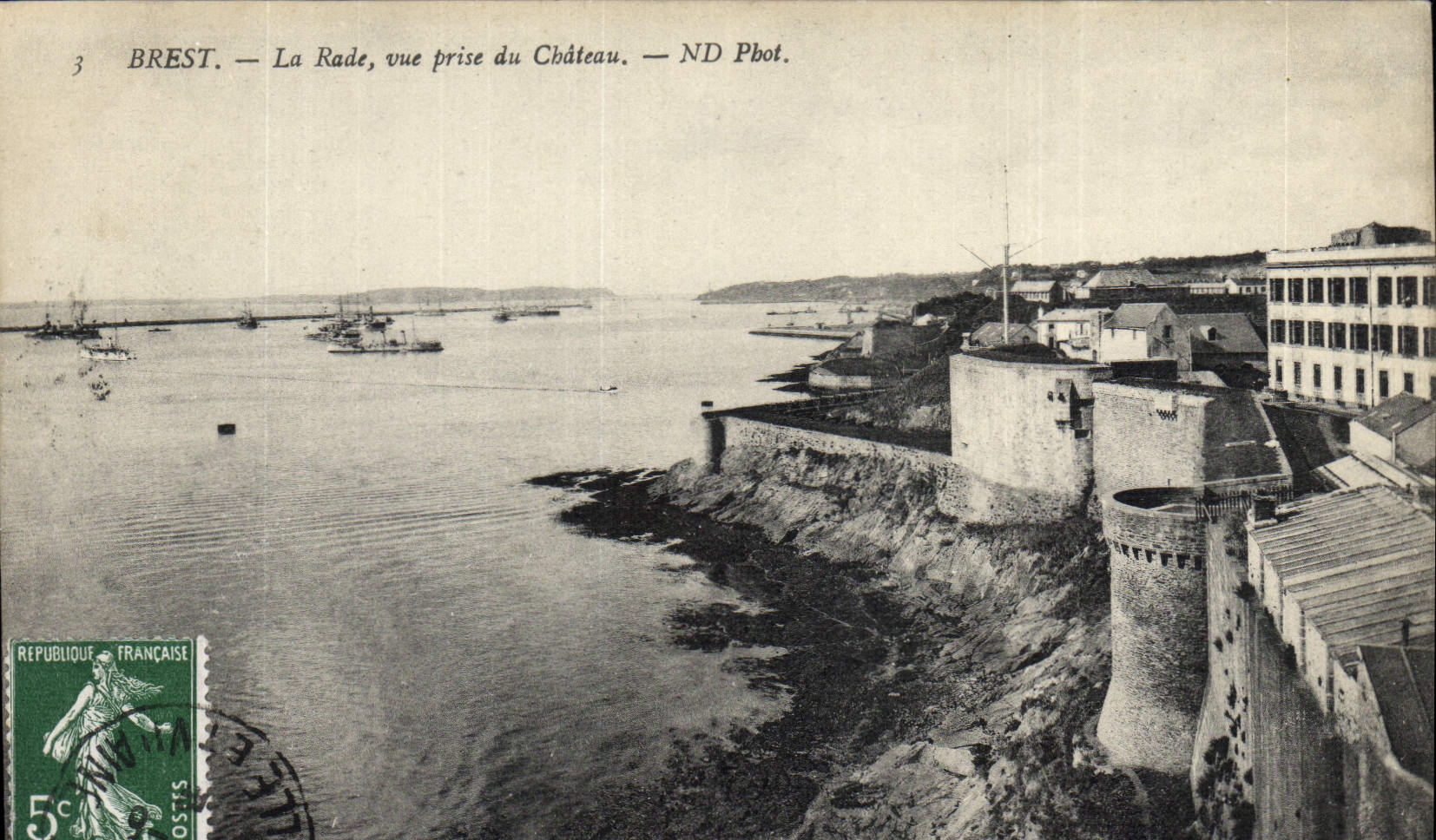 CPA Brest la Rade vue prise du Chateau 
