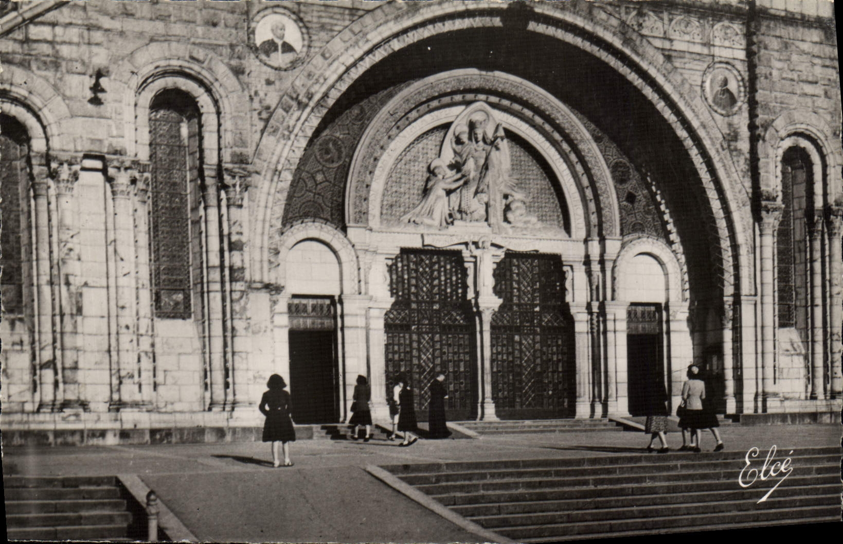 CPA Lourdes Entree du Rosaire 