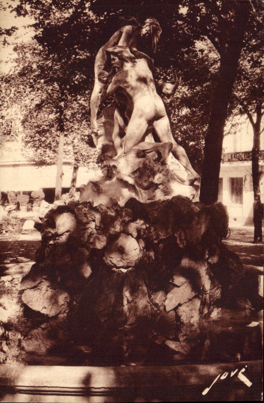 CPA Tarbes H P Fontaine l'Inondation 