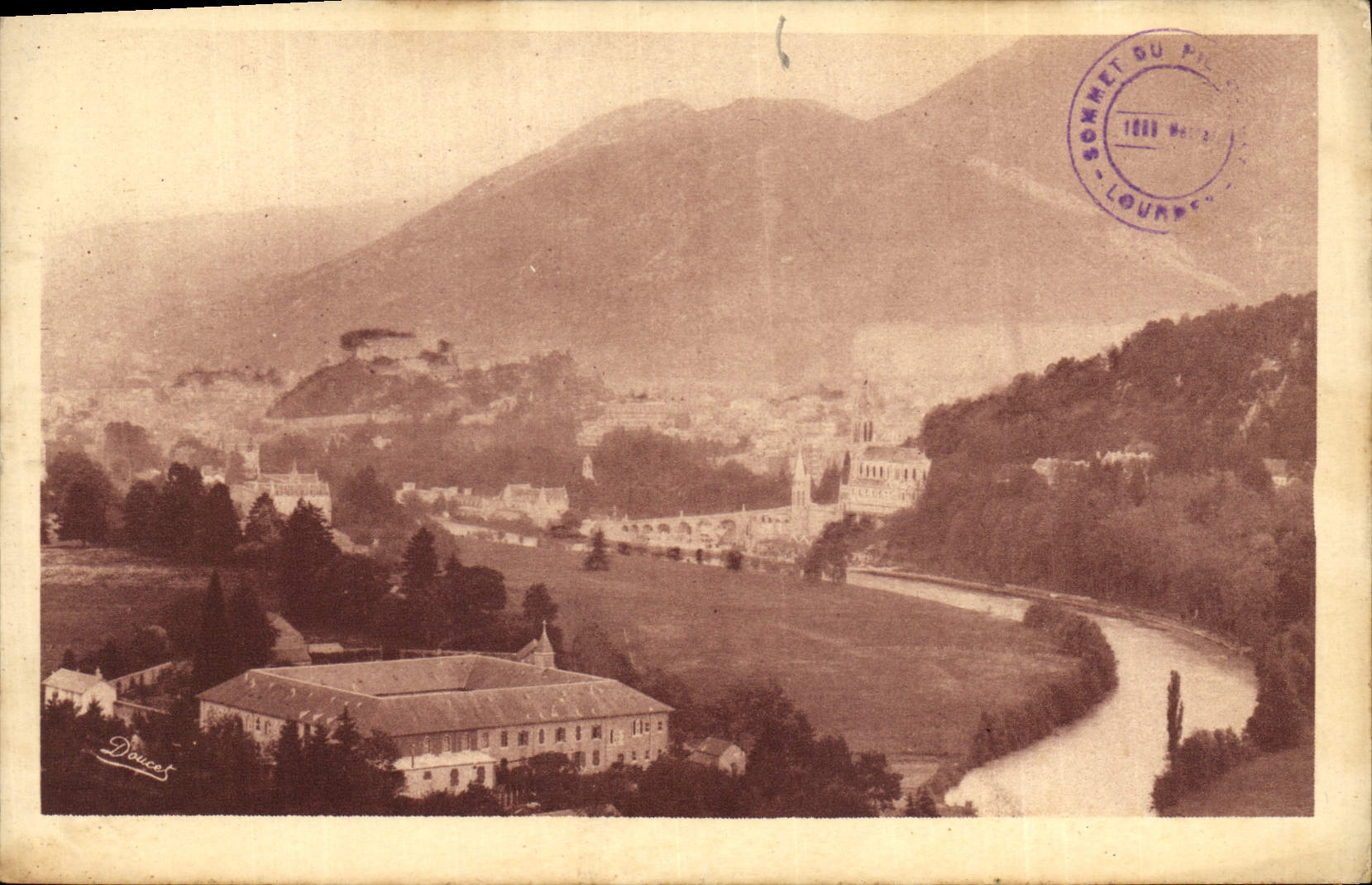 CPA Lourdes vue generale 