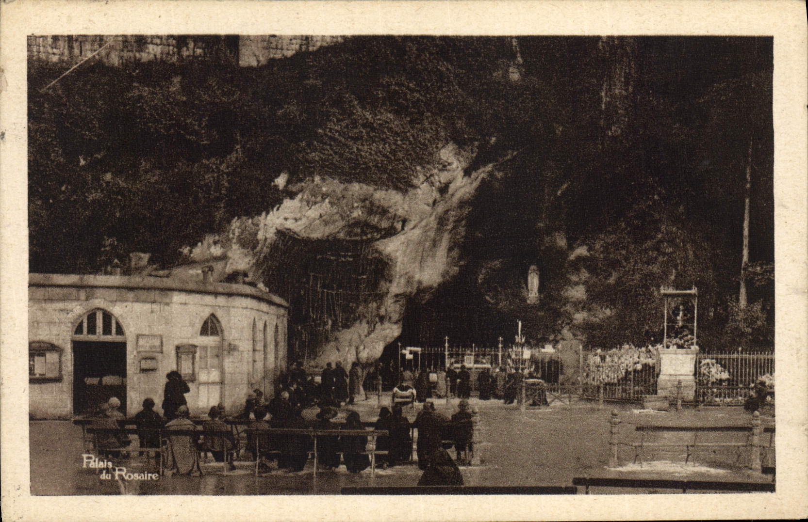 CPA Lourdes la Grotte 