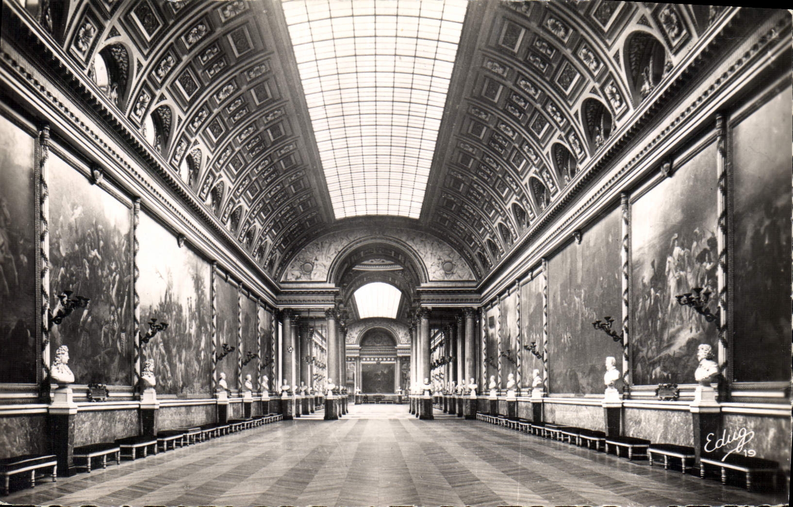 CPA Versailles le Chateau la Galerie des Batailles 