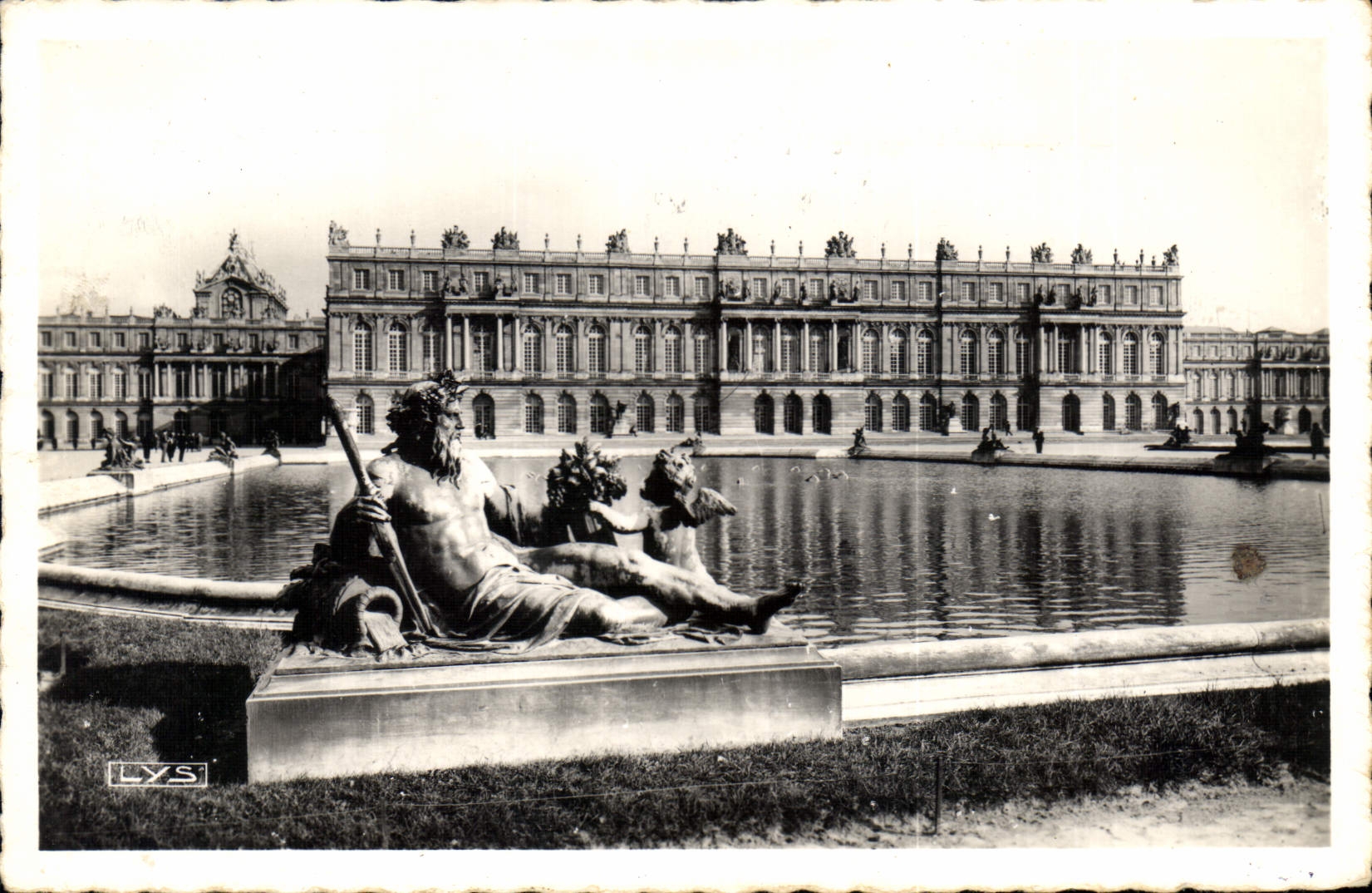 CPA Versailles vue sur la Terrasse 