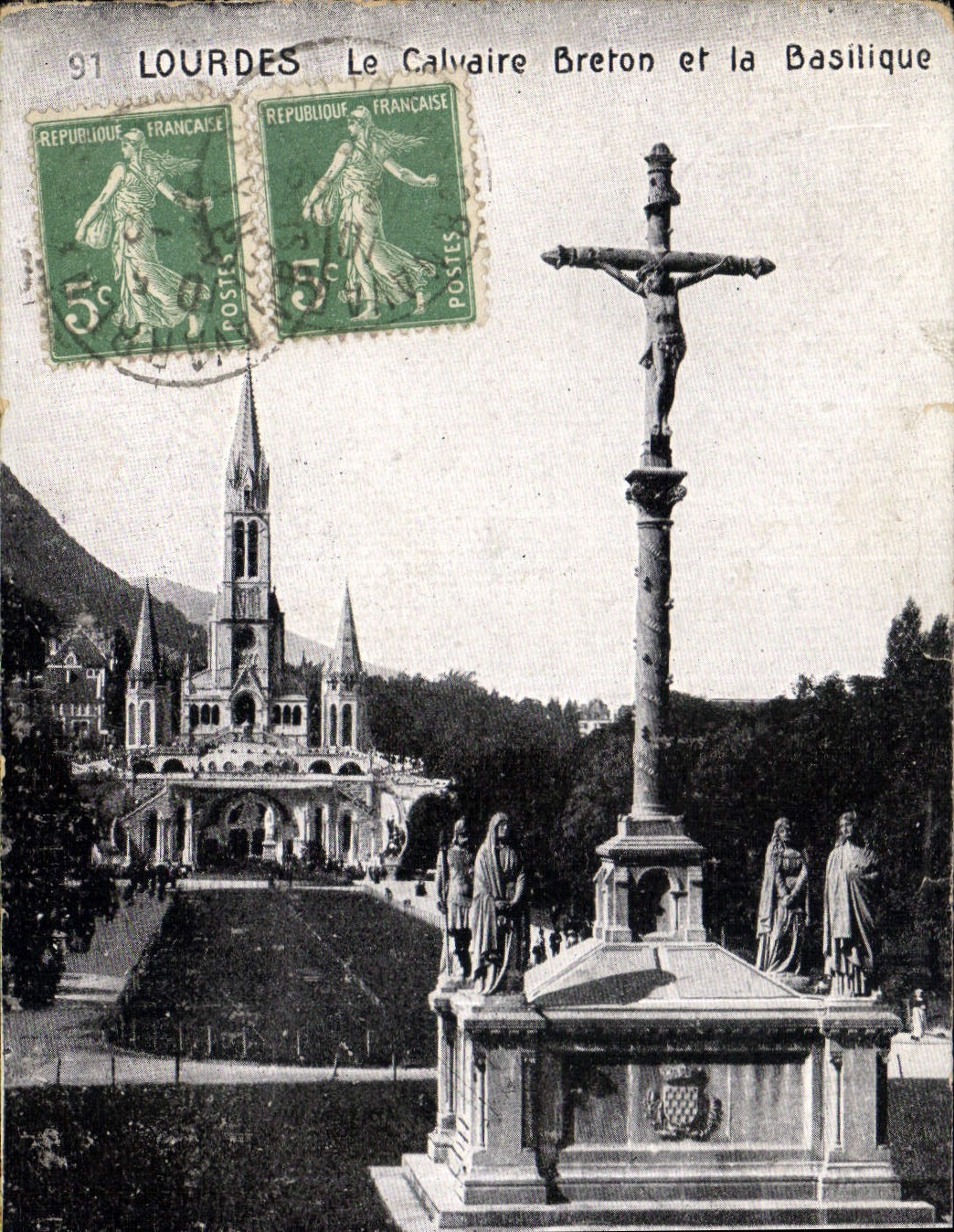 CPA Gavarnie le Calvaire Breton et la Basilique 