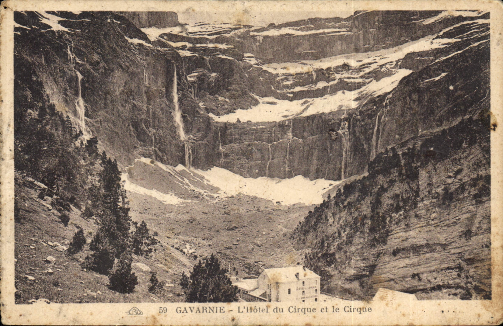 CPA Gavarnie l'Hotel du Cirque et le Cirque