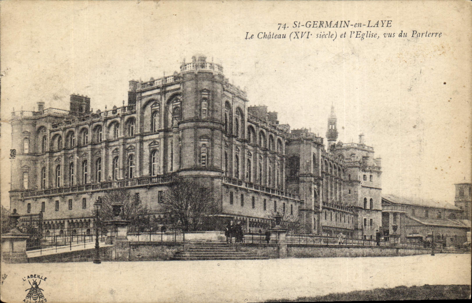 CPA St Germain en Laye Le Chateau et l'Eglise vus du Parterre