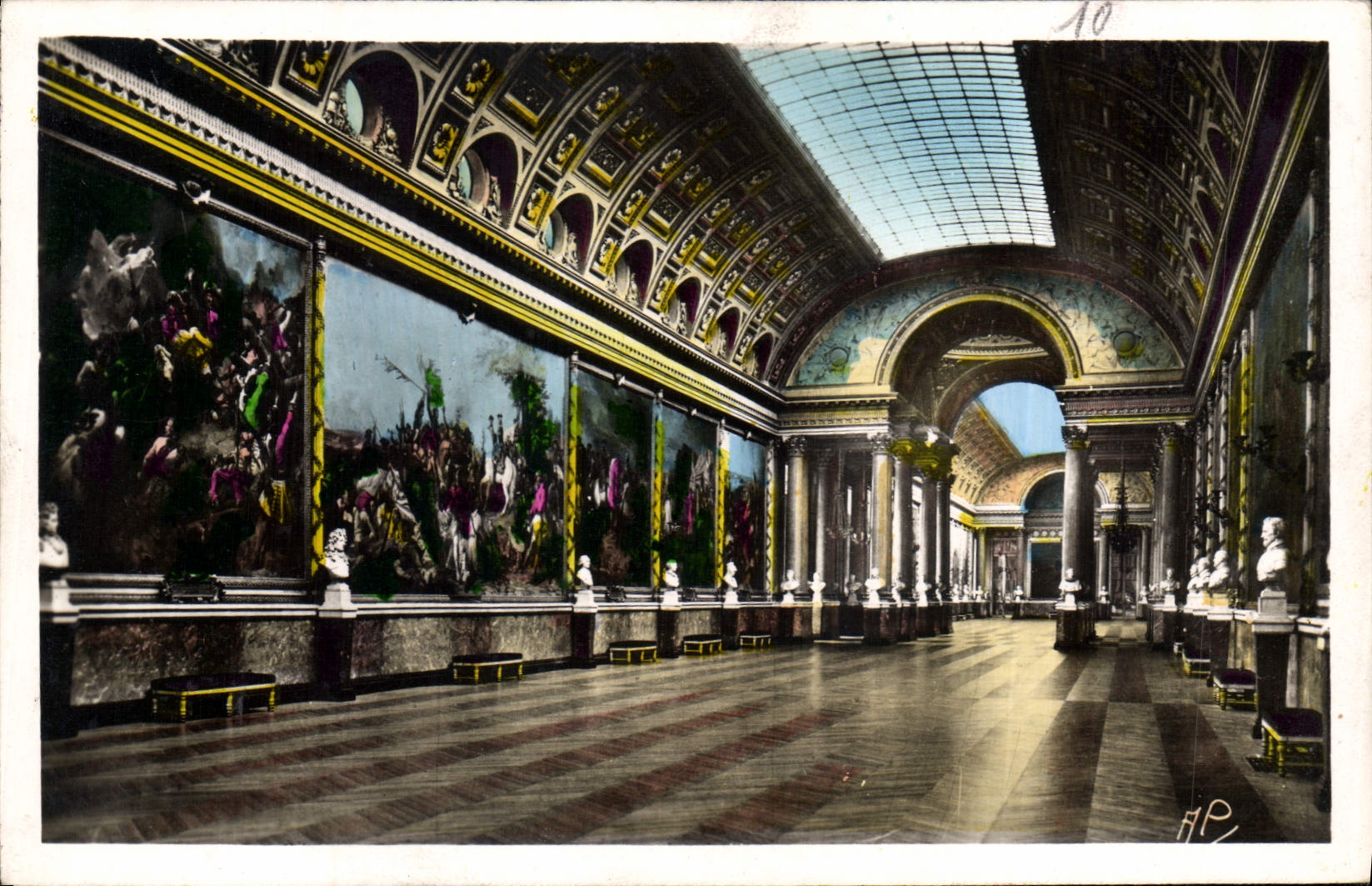 CPA Versailles Seine et Oise La Galerie des Batailles 