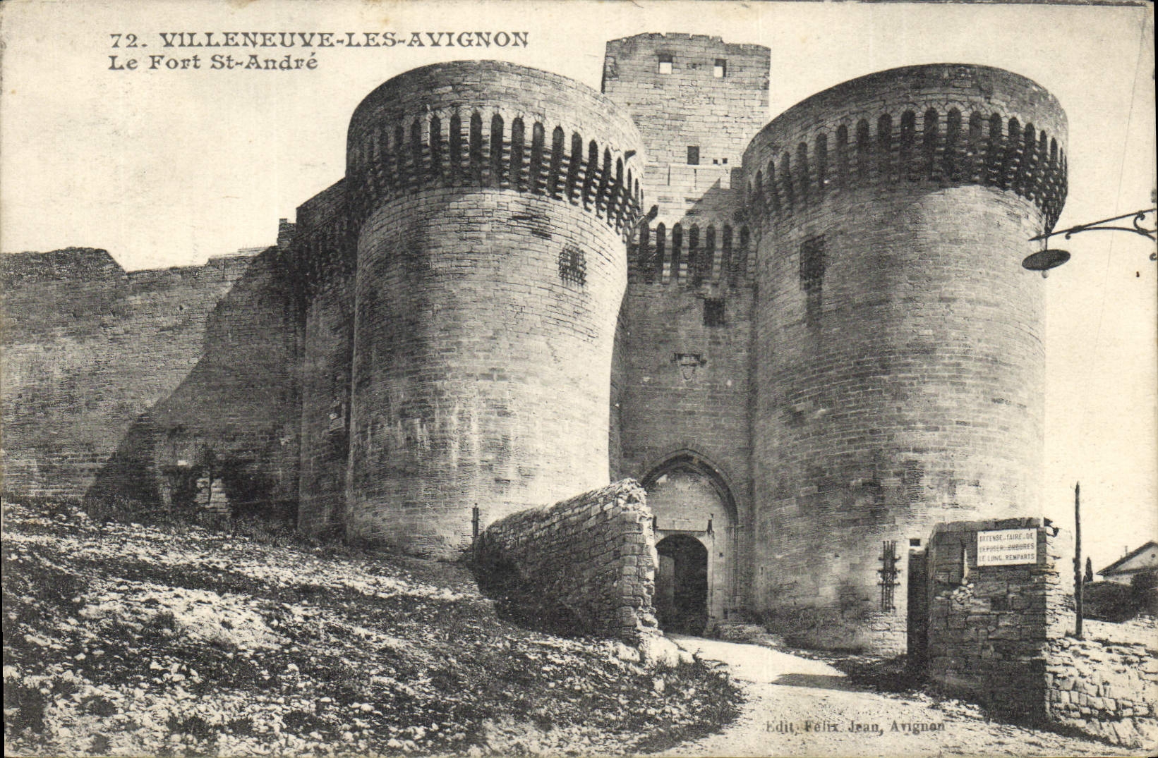 CPA Villeneuve les Avignon Le Fort St Andre 