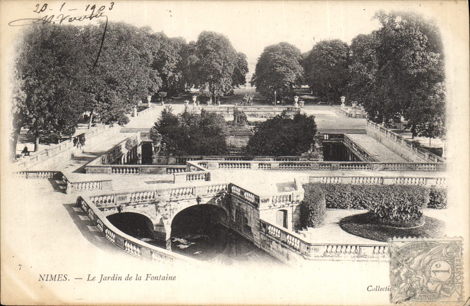 CPA Nimes Le Jardin de la Fontaine 