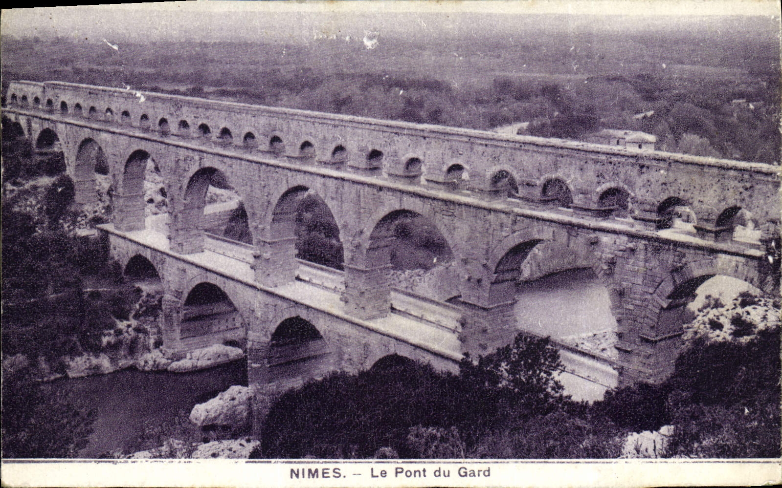CPA Nimes Le Pont du Gard 