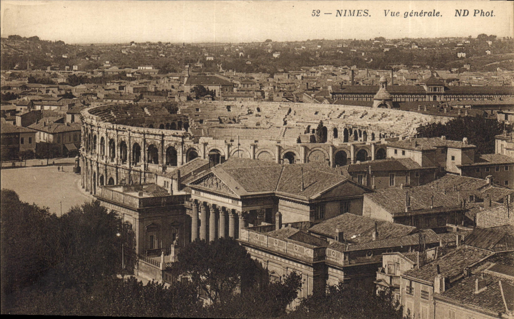 CPA Nimes Vue generale 