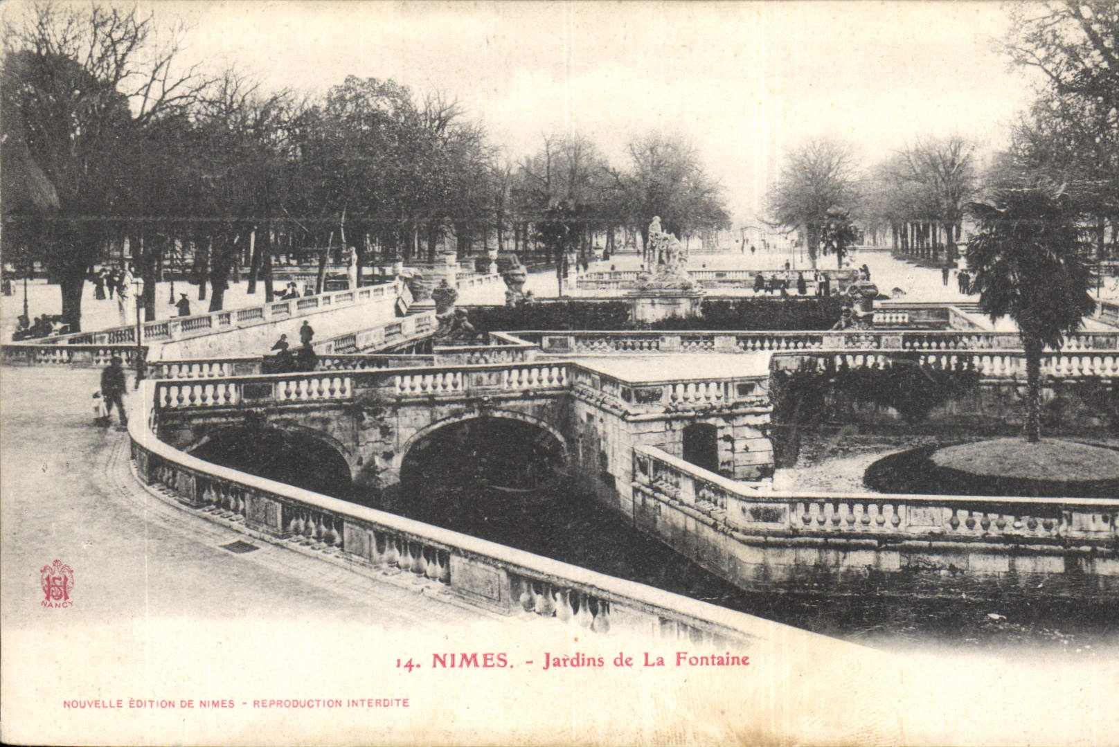 CPA Nimes Jardin de la Fontaine 