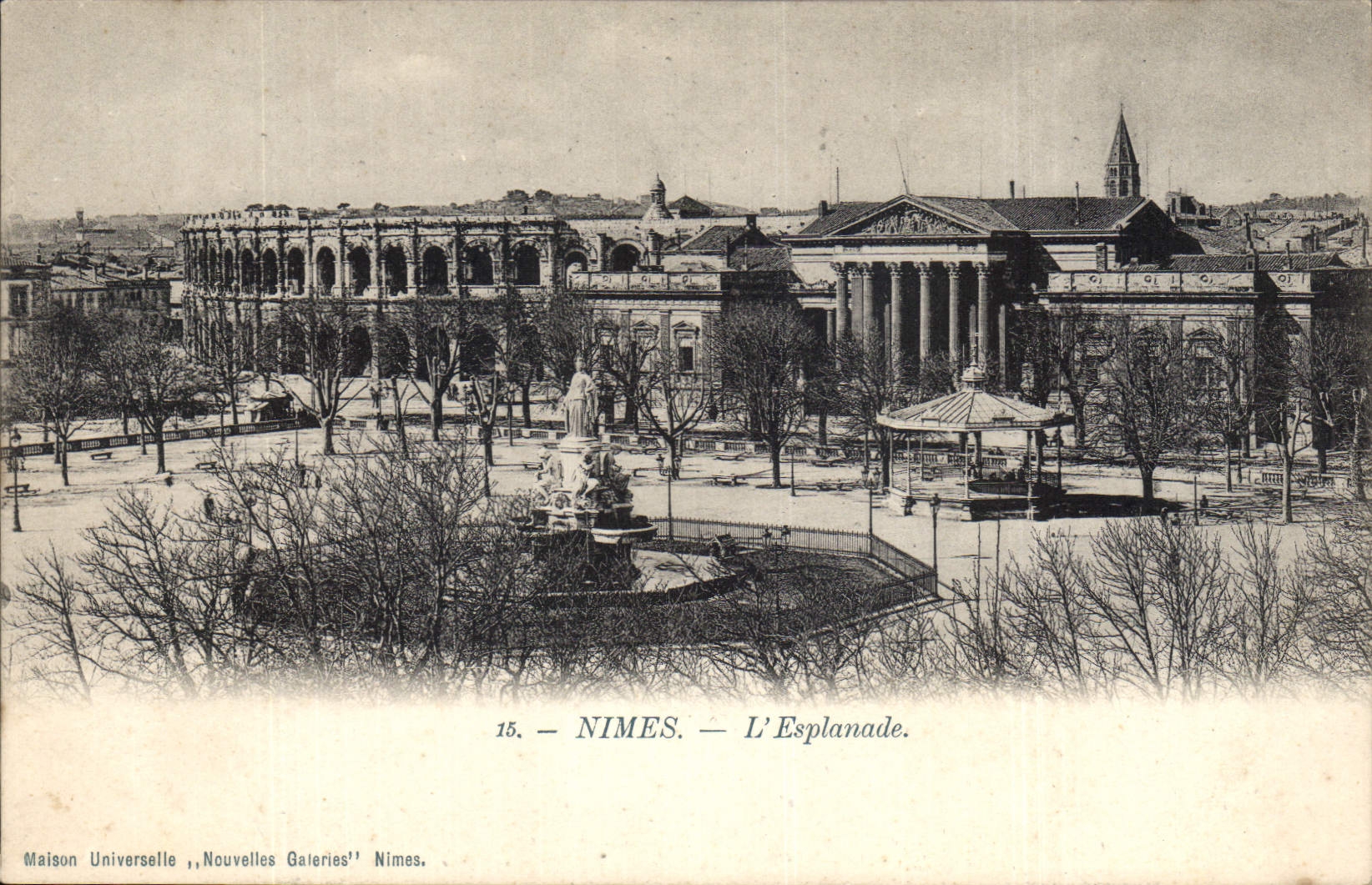 CPA Nimes l'Esplanade 