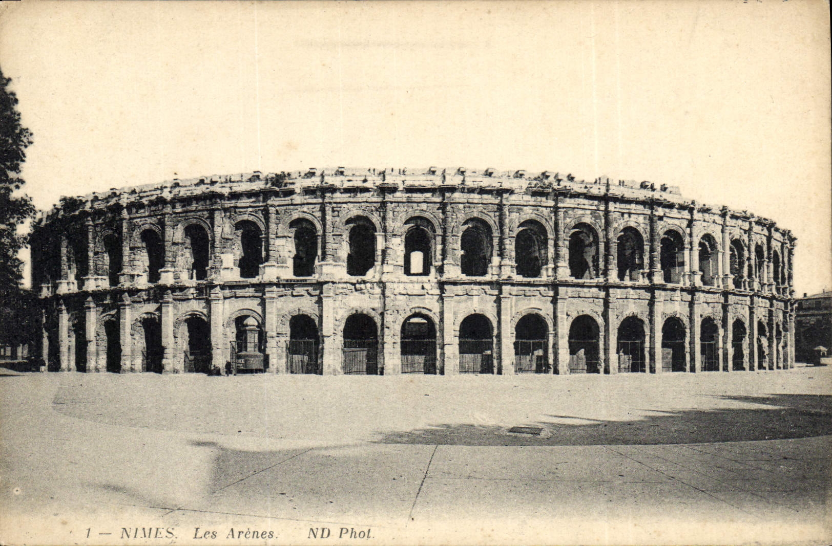 CPA Nimes les Arenes 