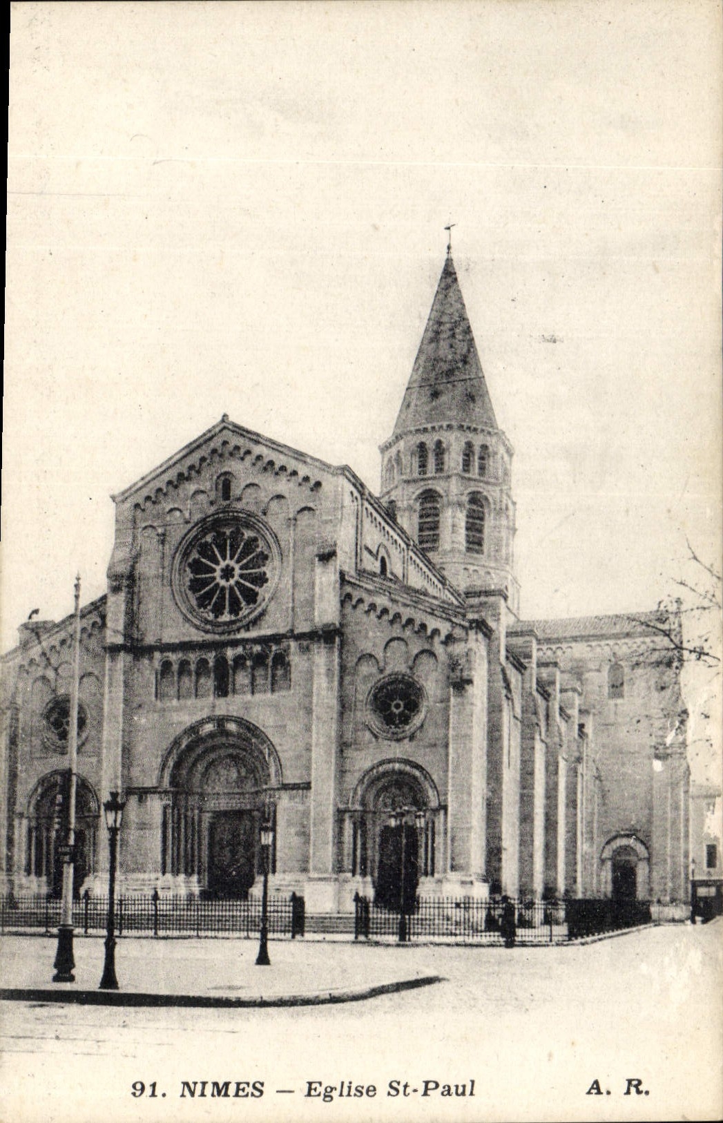 CPA Nimes Eglise St Paul 
