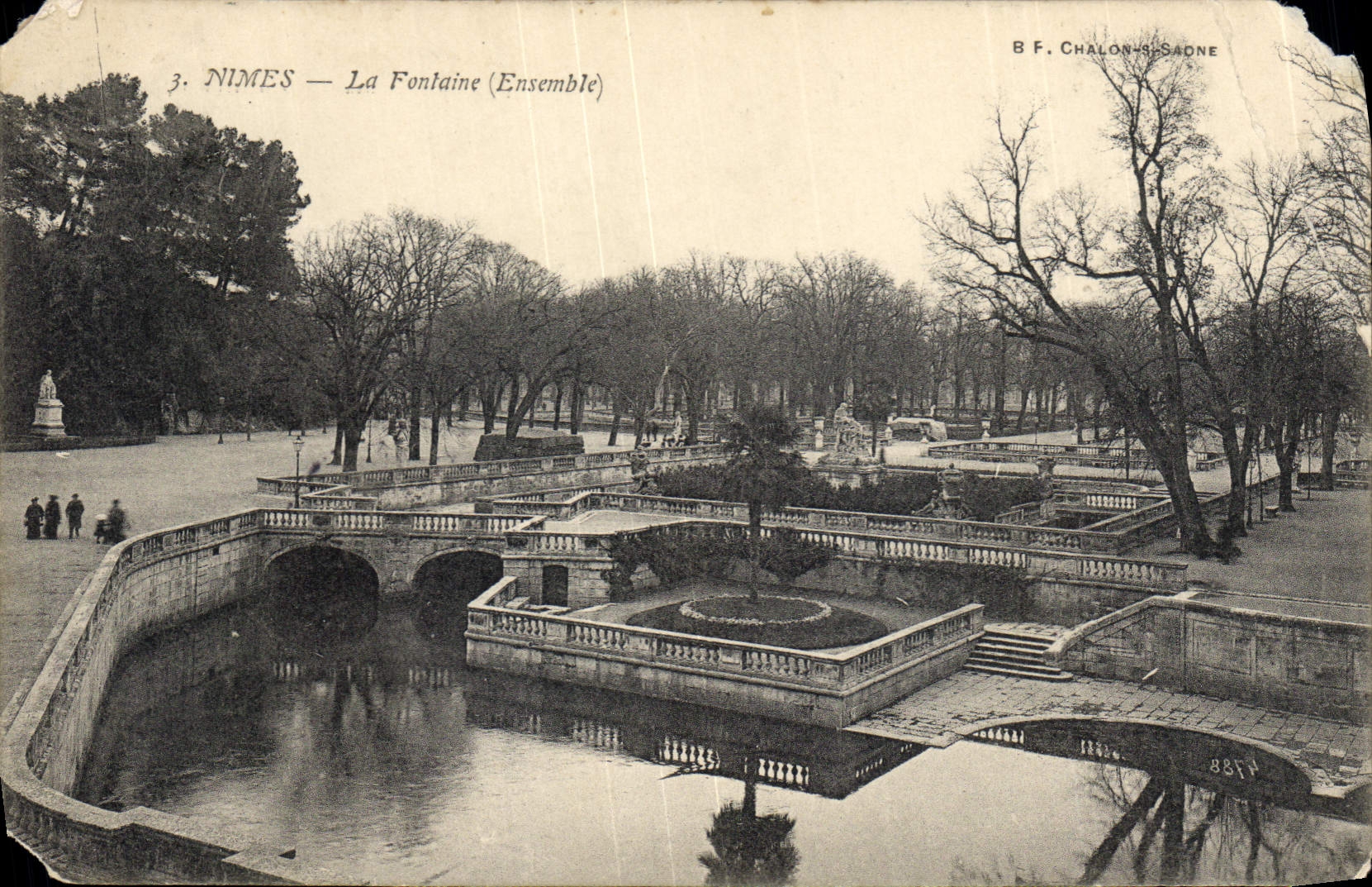 CPA Nimes La Fontaine Ensemble