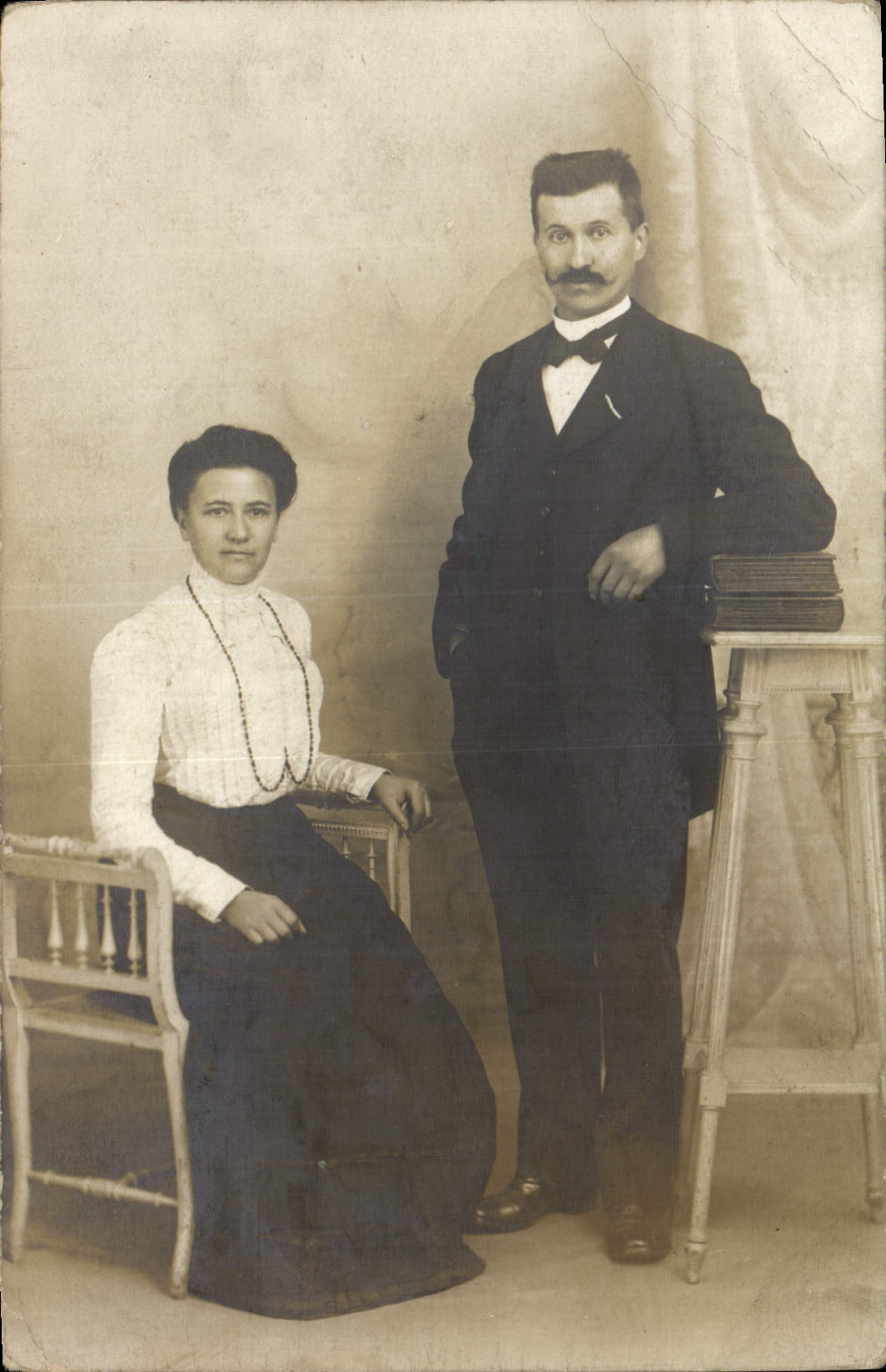 CARTE PHOTO Femme Fontenay sous Bois