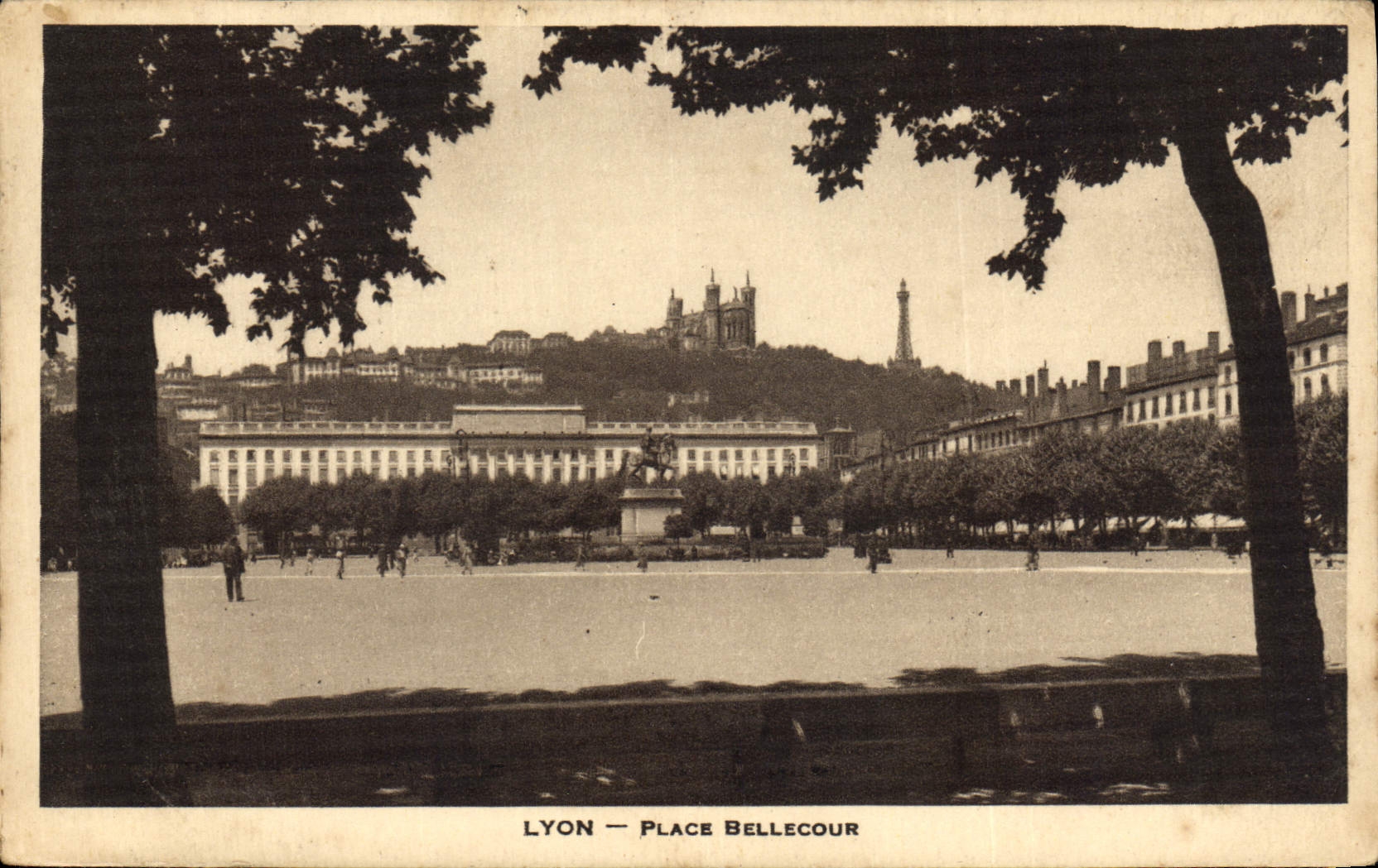 CPA Lyon Place Bellecour 