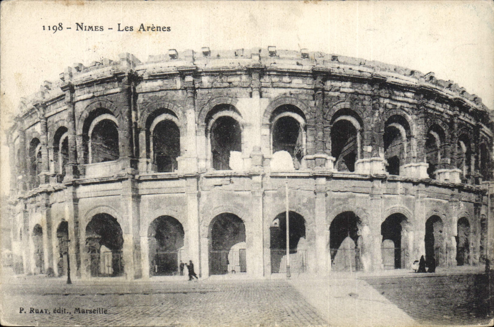 CPA Nimes Les Arenes 