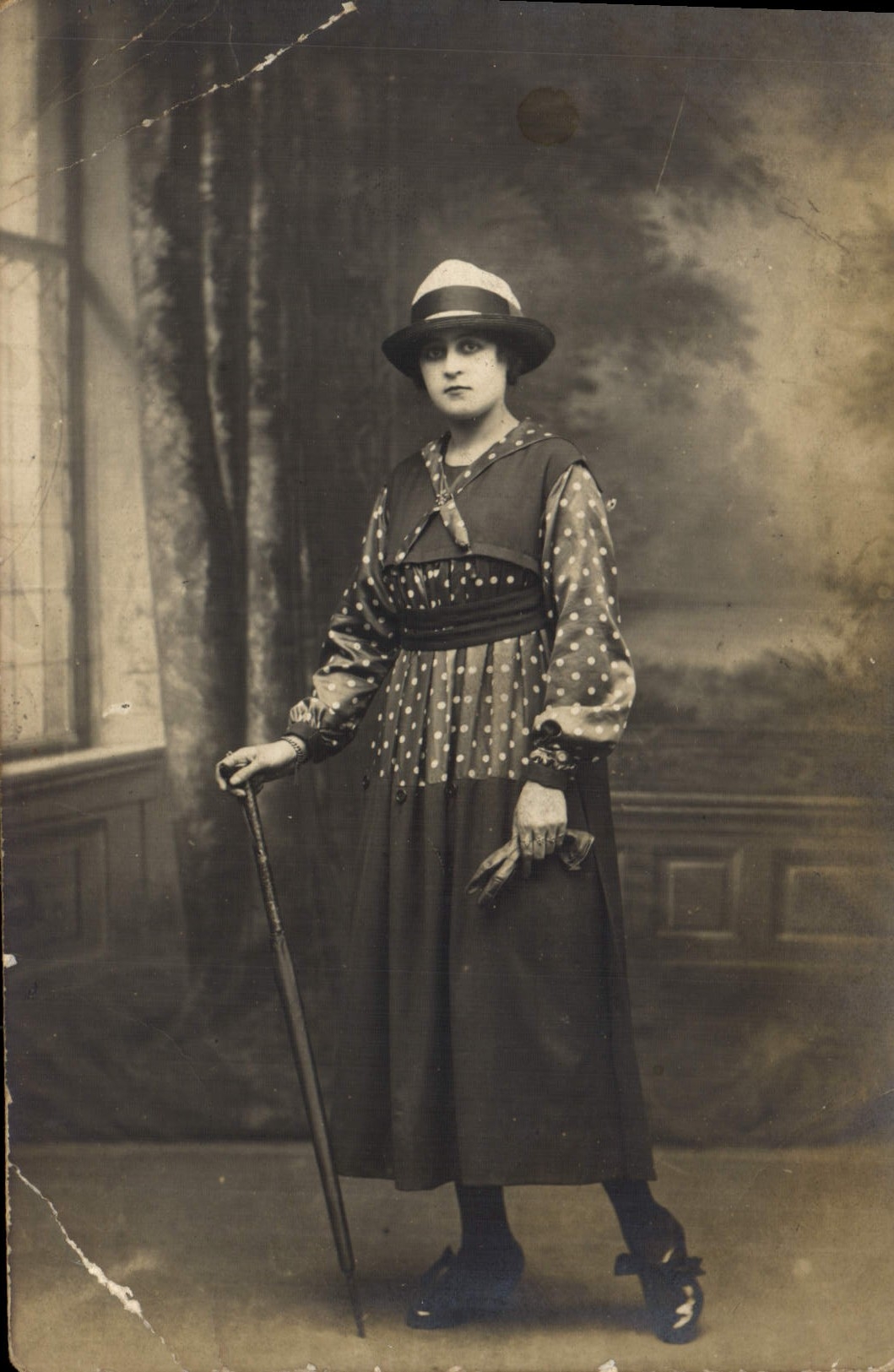 CARTE PHOTO Femme Tully
