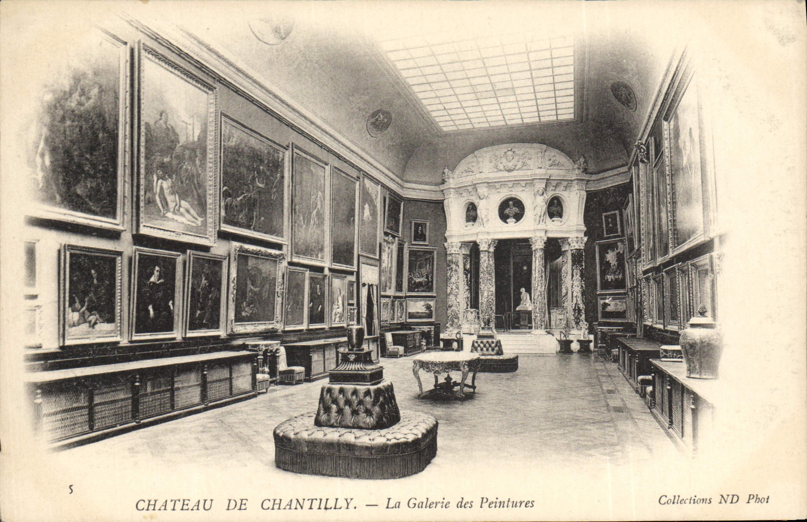 CPA Chateau de Chantilly La Galerie des Peintures