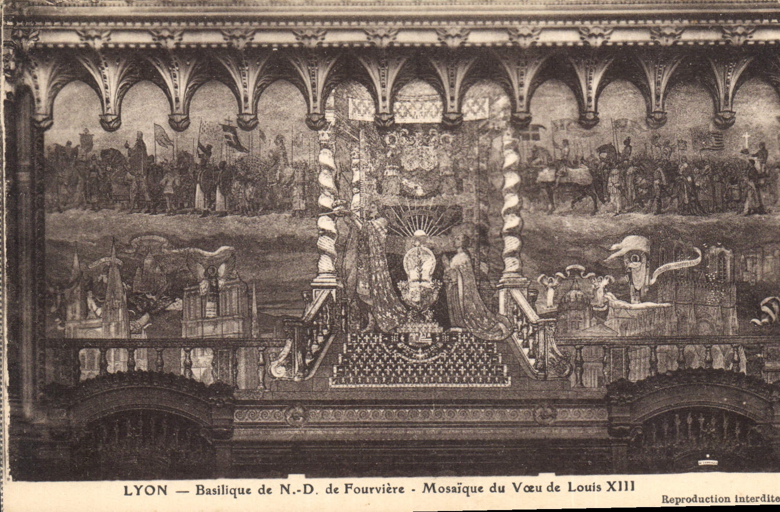 CPA Lyon Basilique de N D de Fourviere Mosaique du Voeu de Louis XIII 