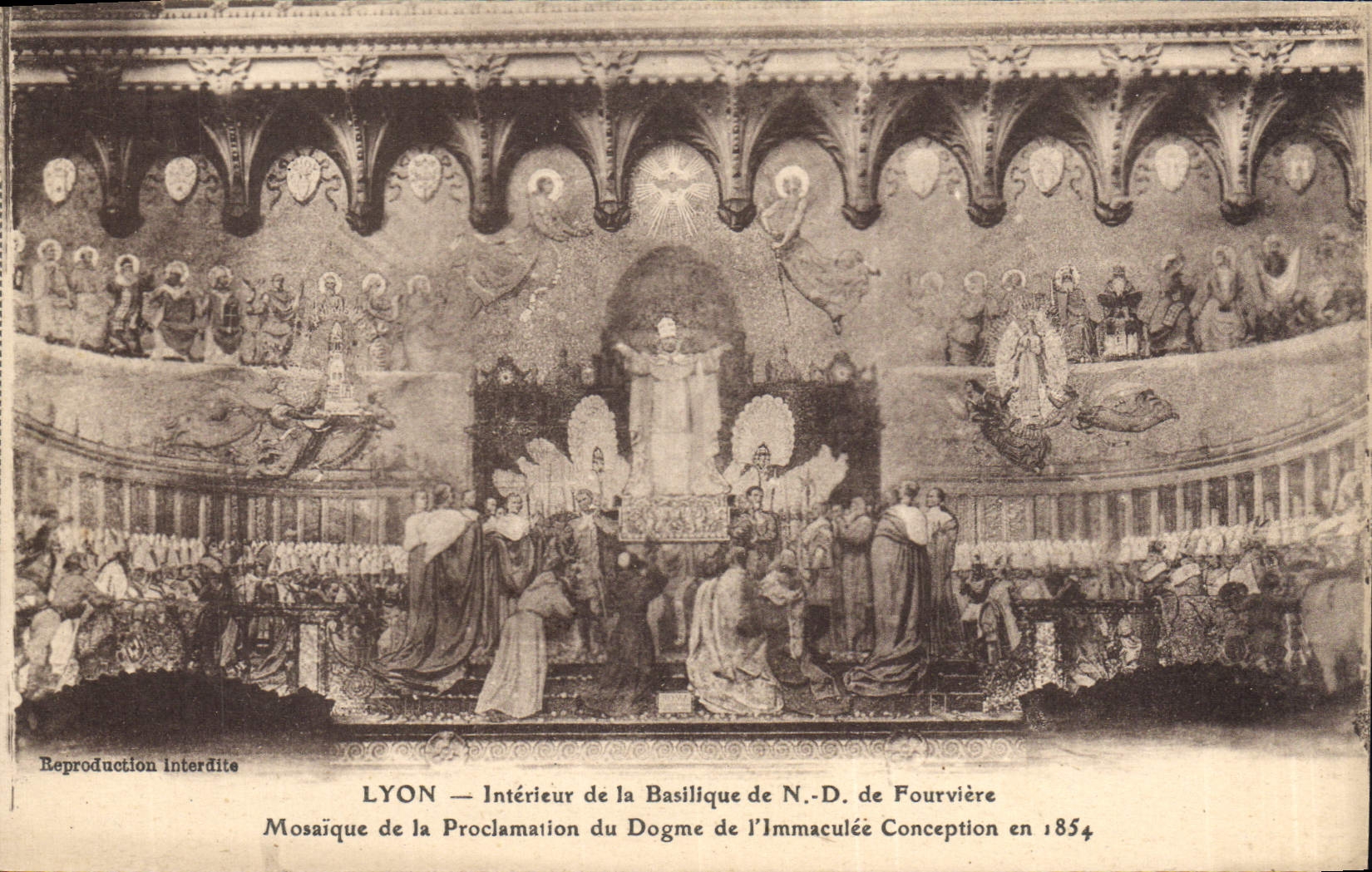 CPA Lyon Interieur de la Basilique de N D de Fourviere Mosaique de la Proclamation du Dogme de l'Imm