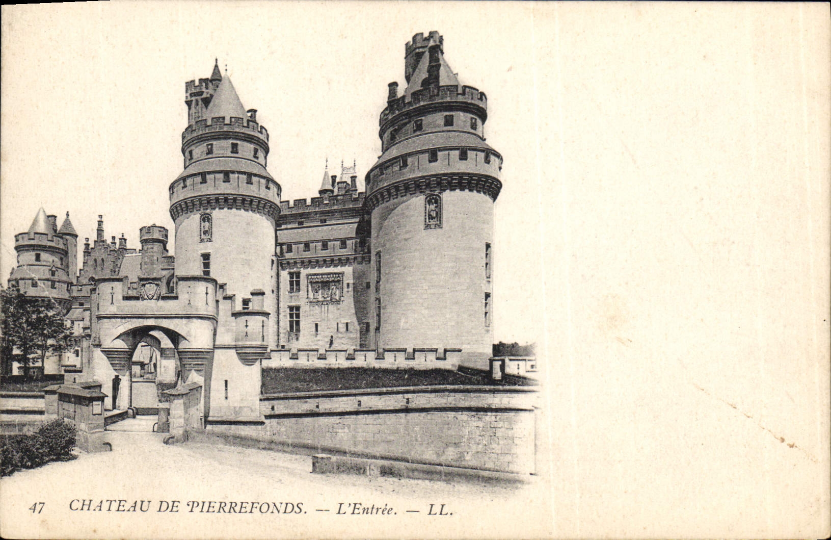 CPA Chateau de Pierrefonds L'Entree 