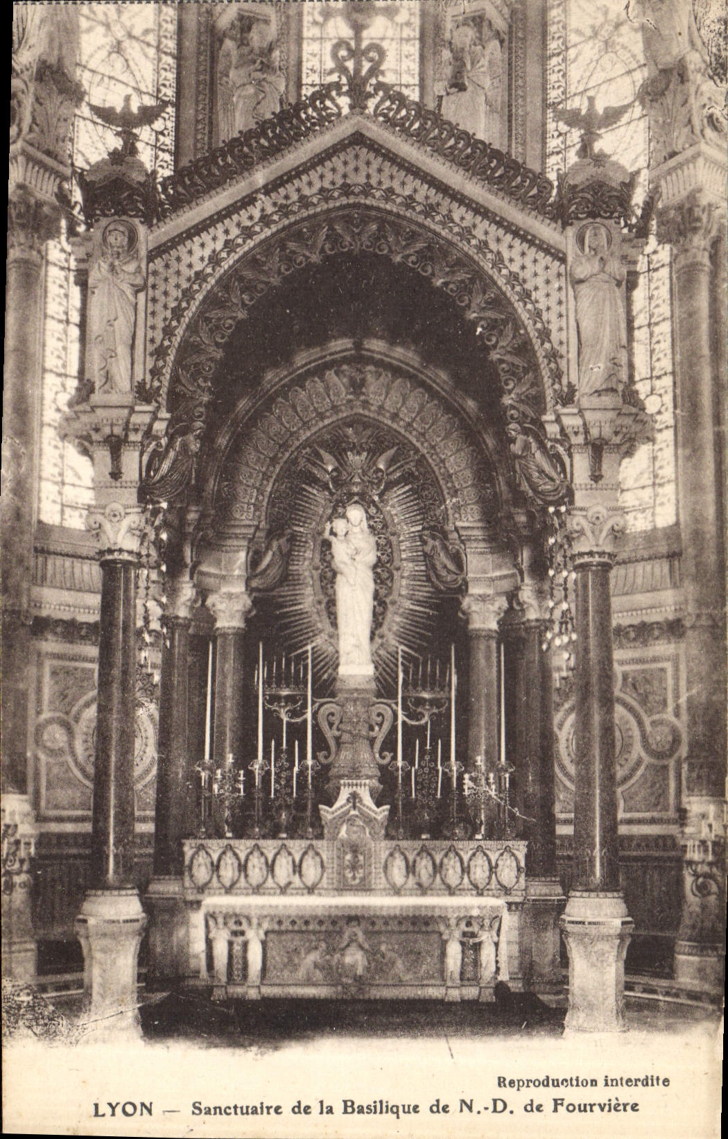 CPA Lyon Sanctuaire de la Basilique de N D de Fourviere