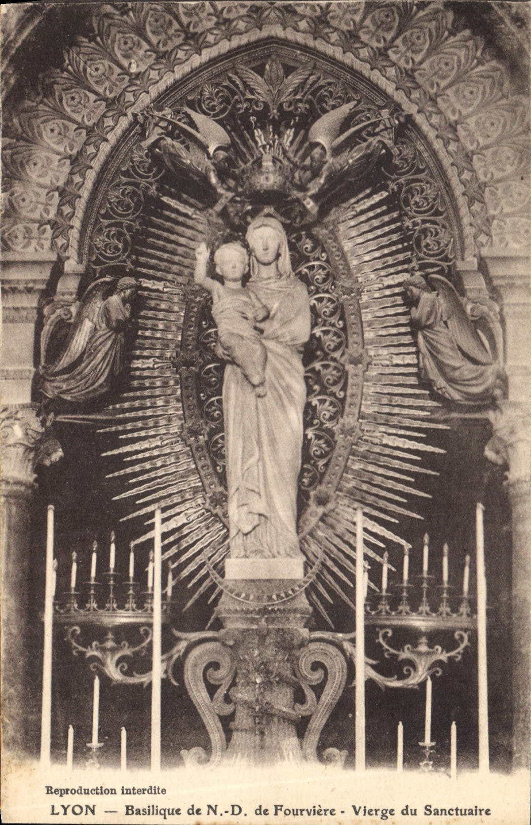 CPA Lyon Basilique de N D de Fourviere Vierge du Sanctuaire 