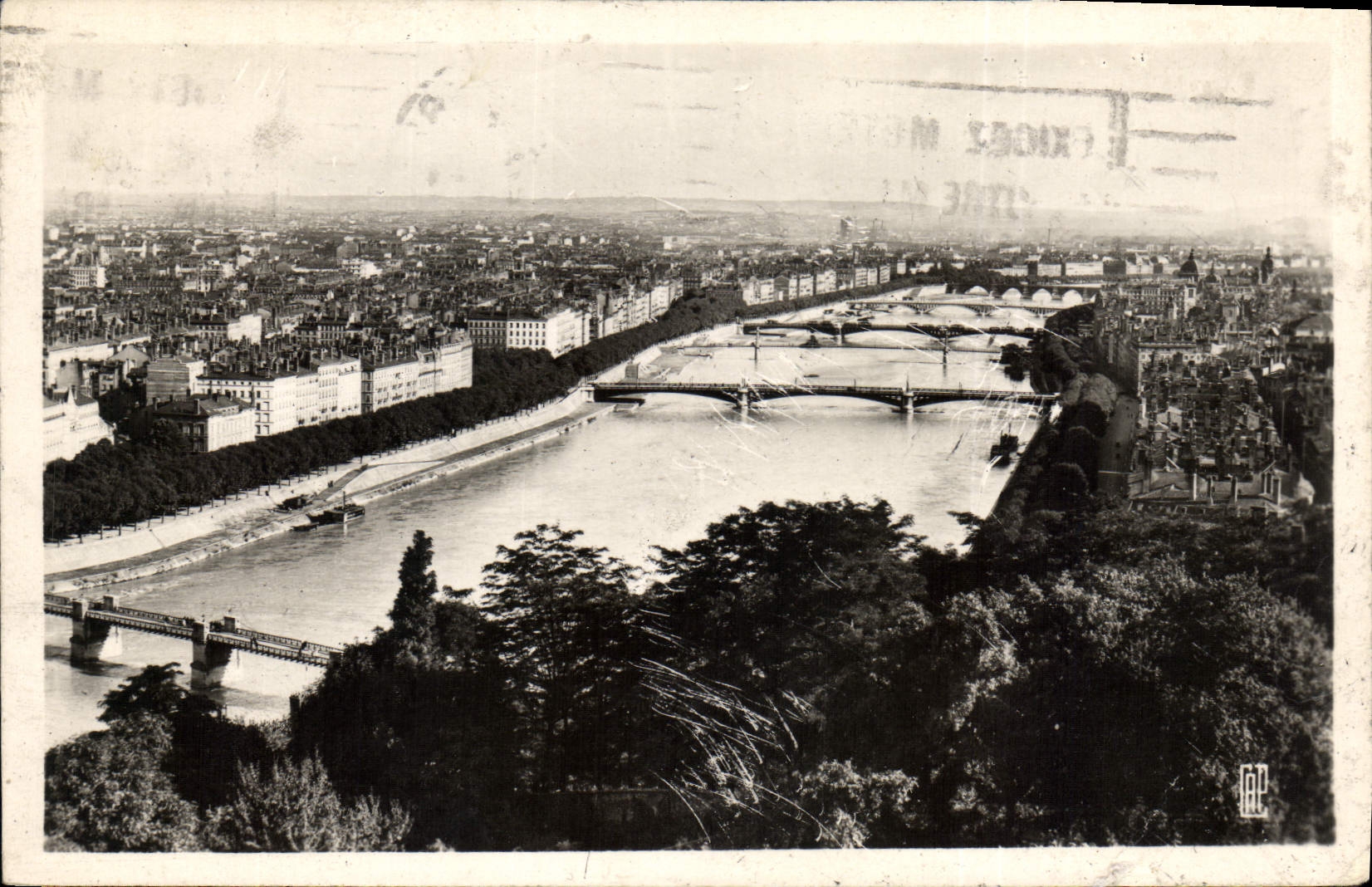 CPA Lyon Perspective des Ponts sur la Rhone 